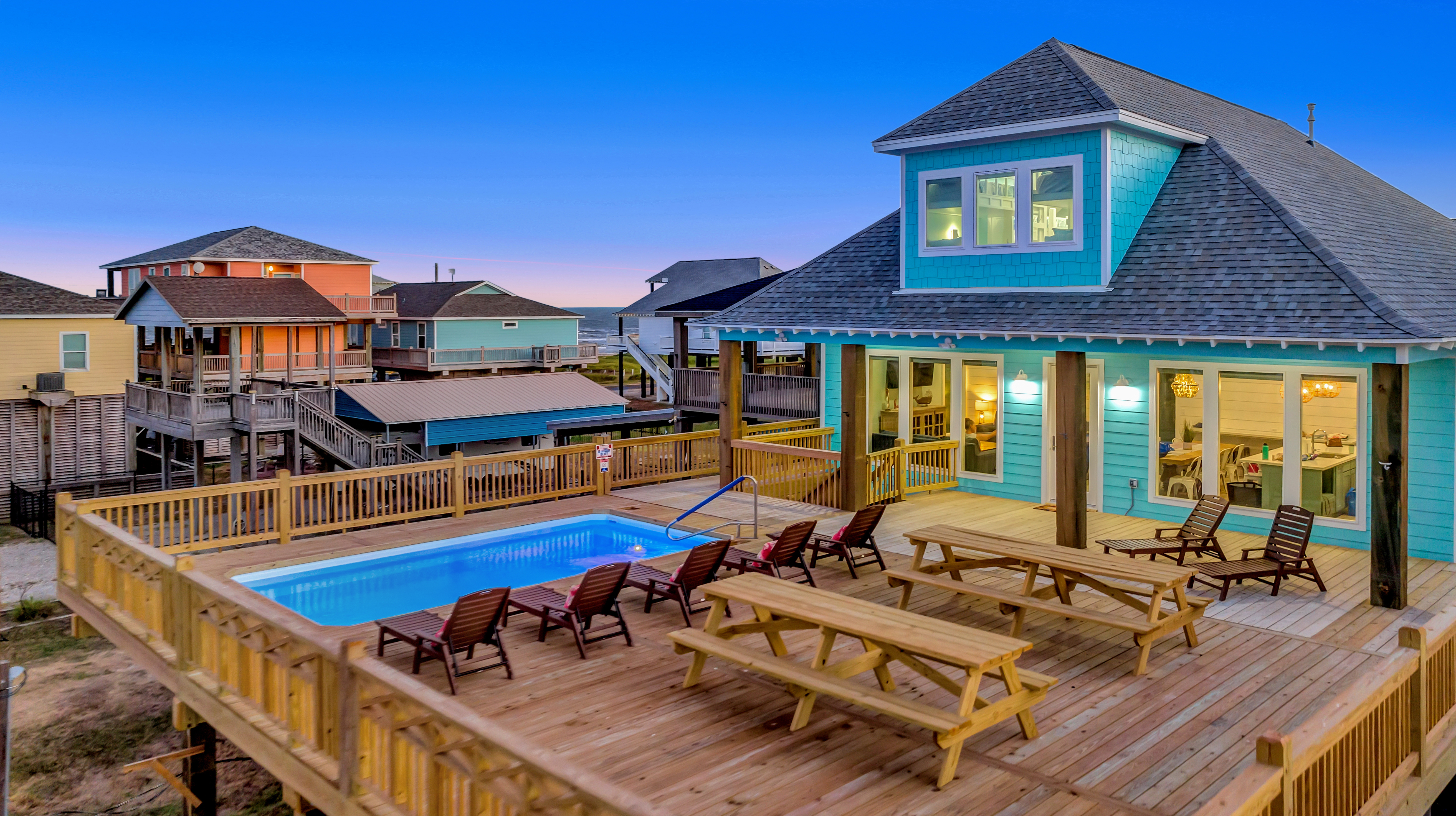 Old Blue Chair | Photo 2