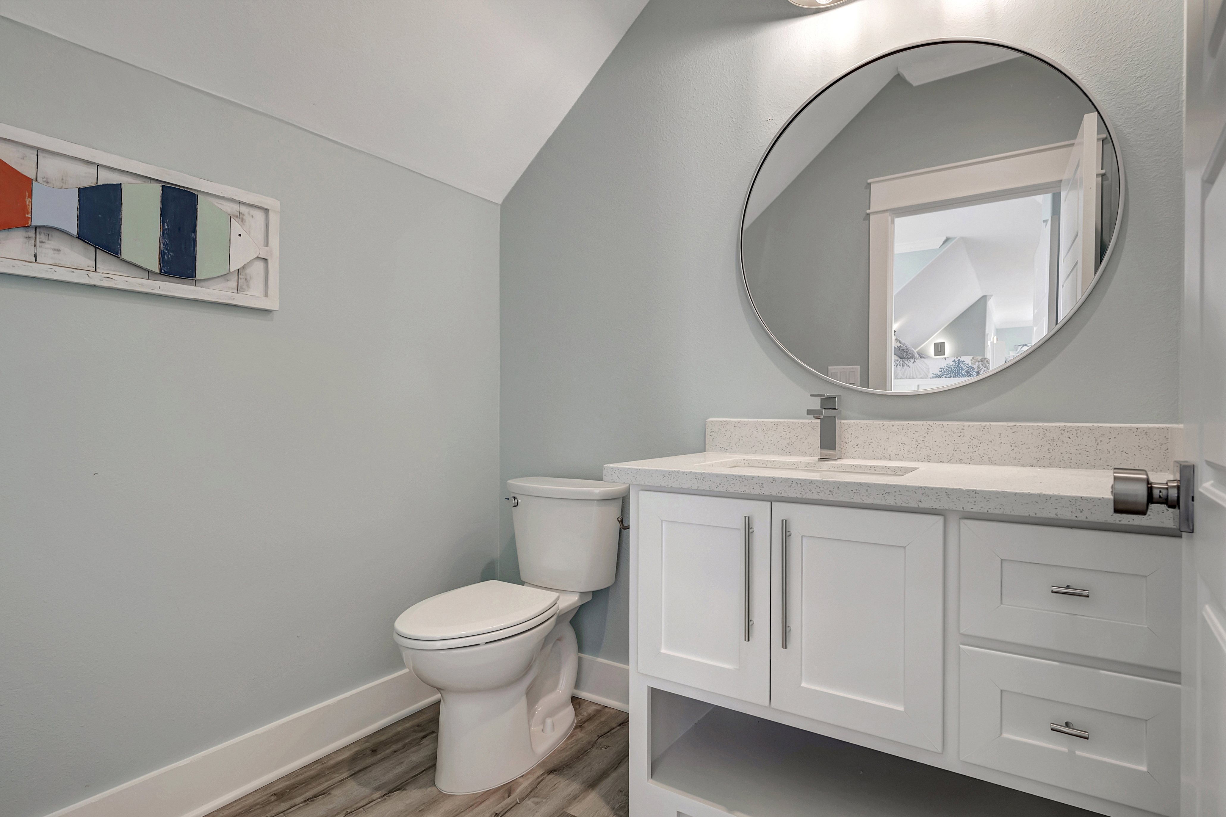 Old Blue Chair | Photo 37