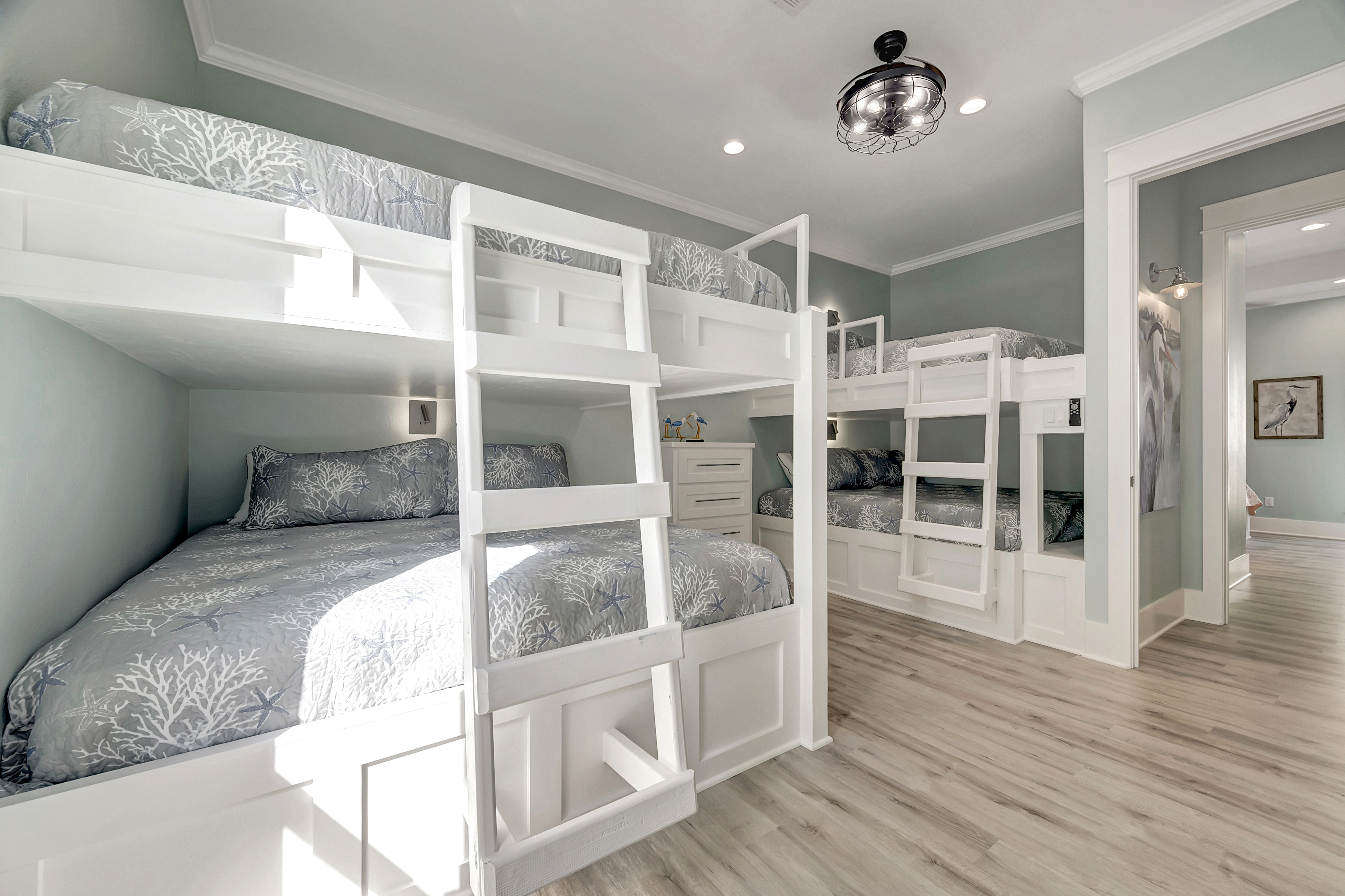 Old Blue Chair | Photo 28