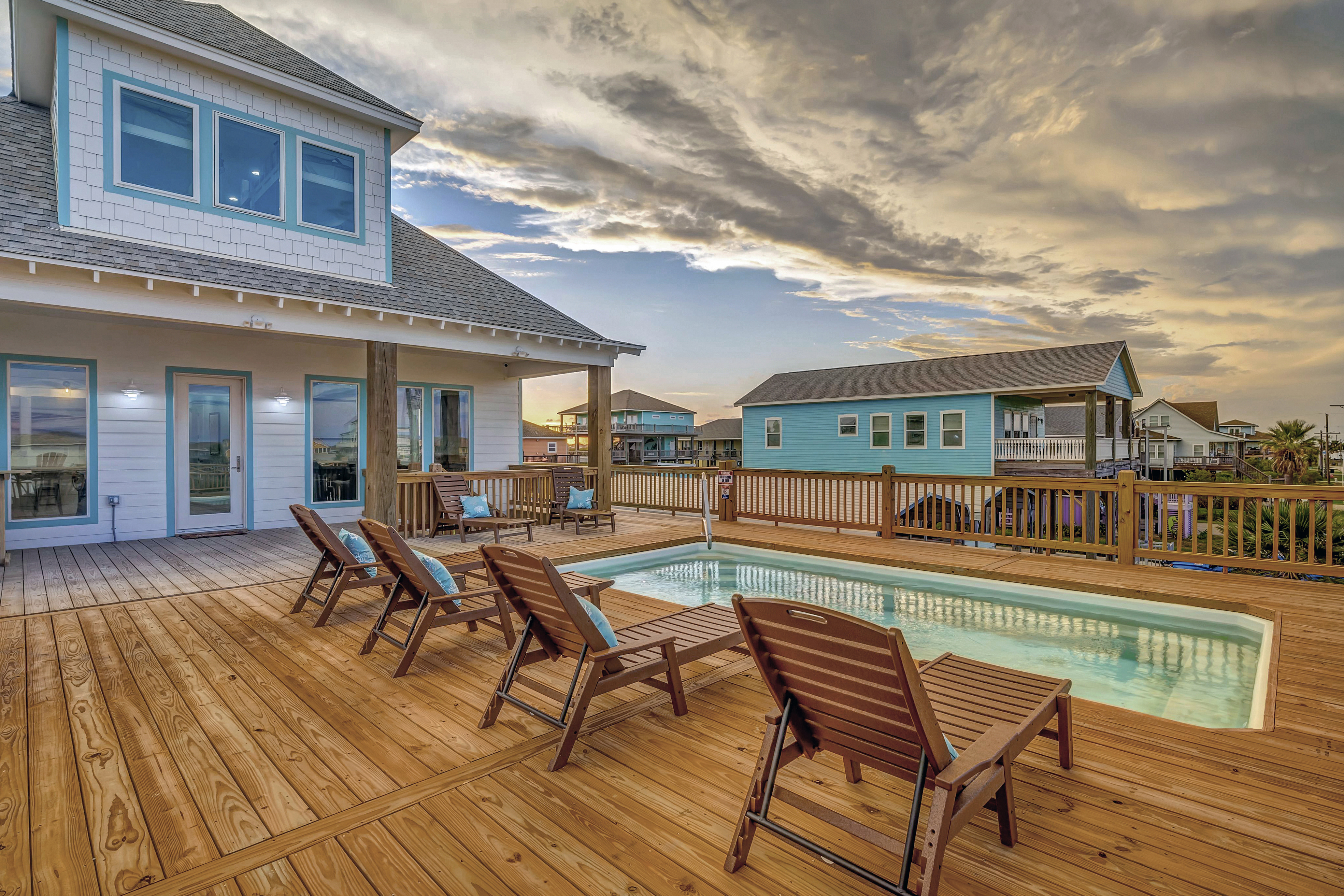 Sunny & 75 | Photo 50