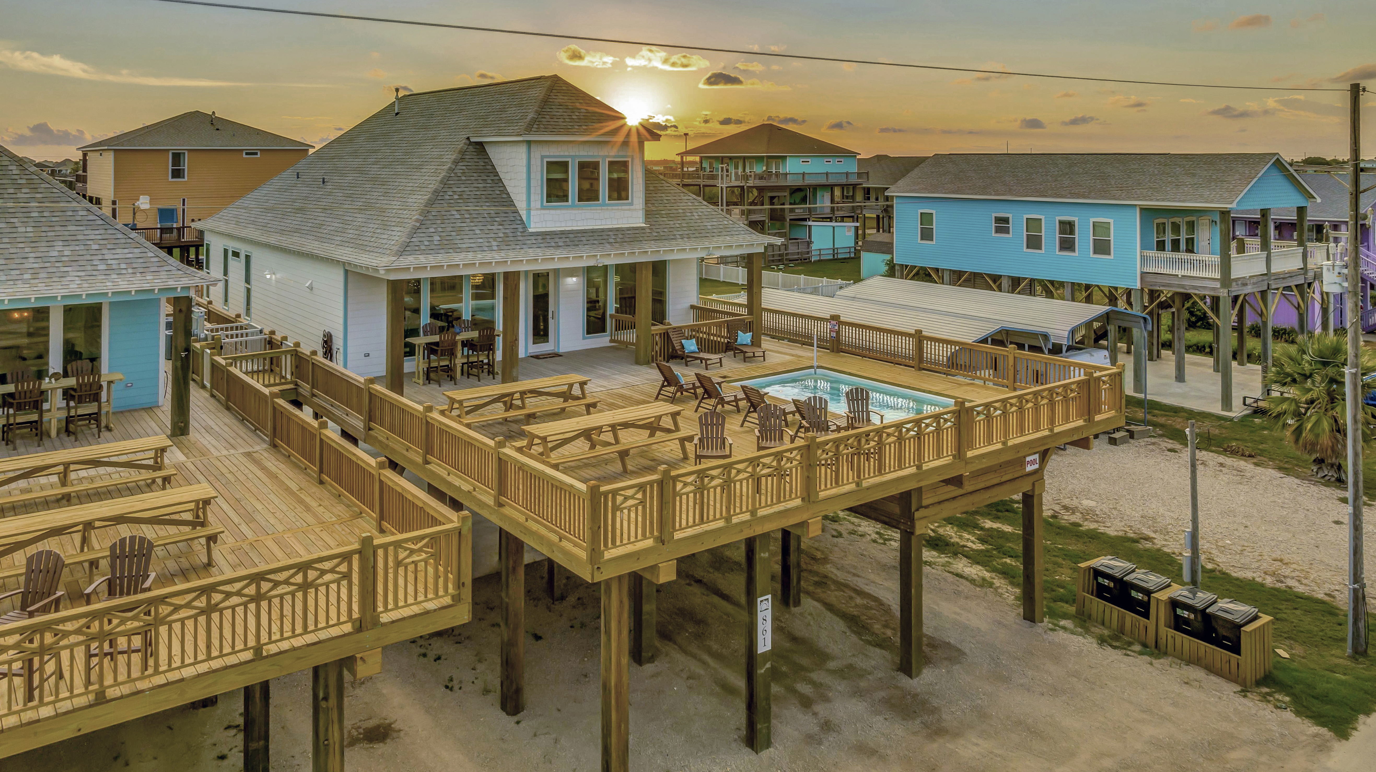 Sunny & 75 | Photo 8