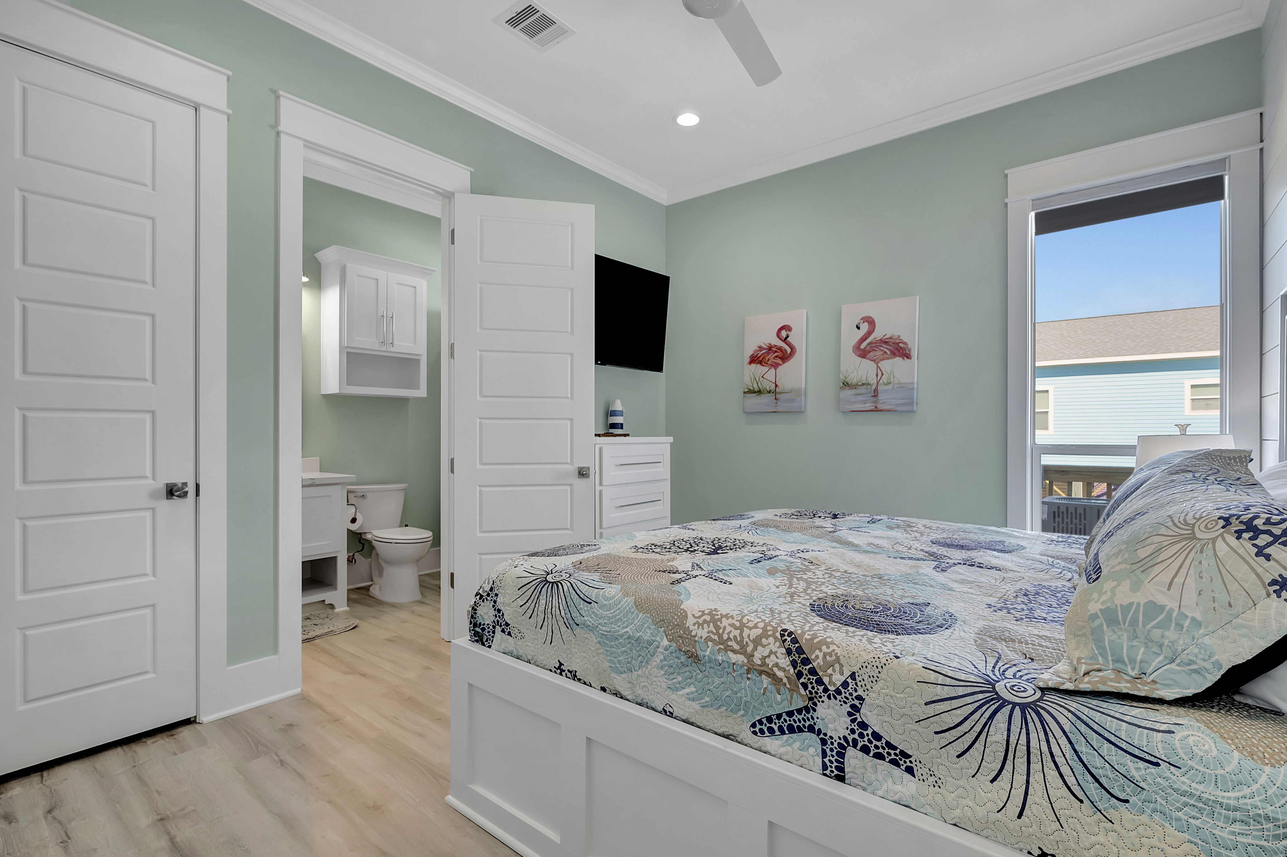 Sunny & 75 | Photo 36