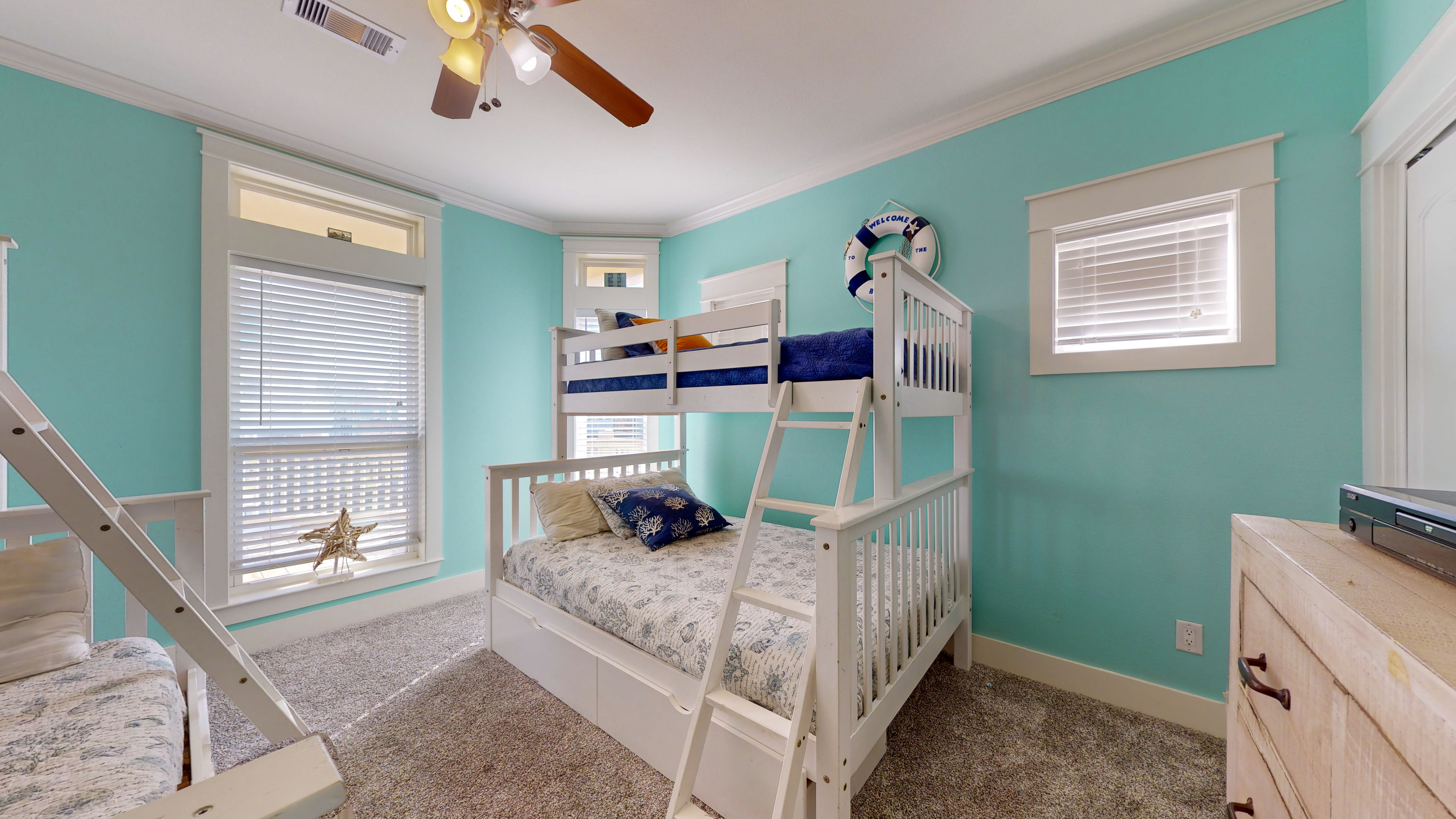 Absolute Paradise | Photo 12