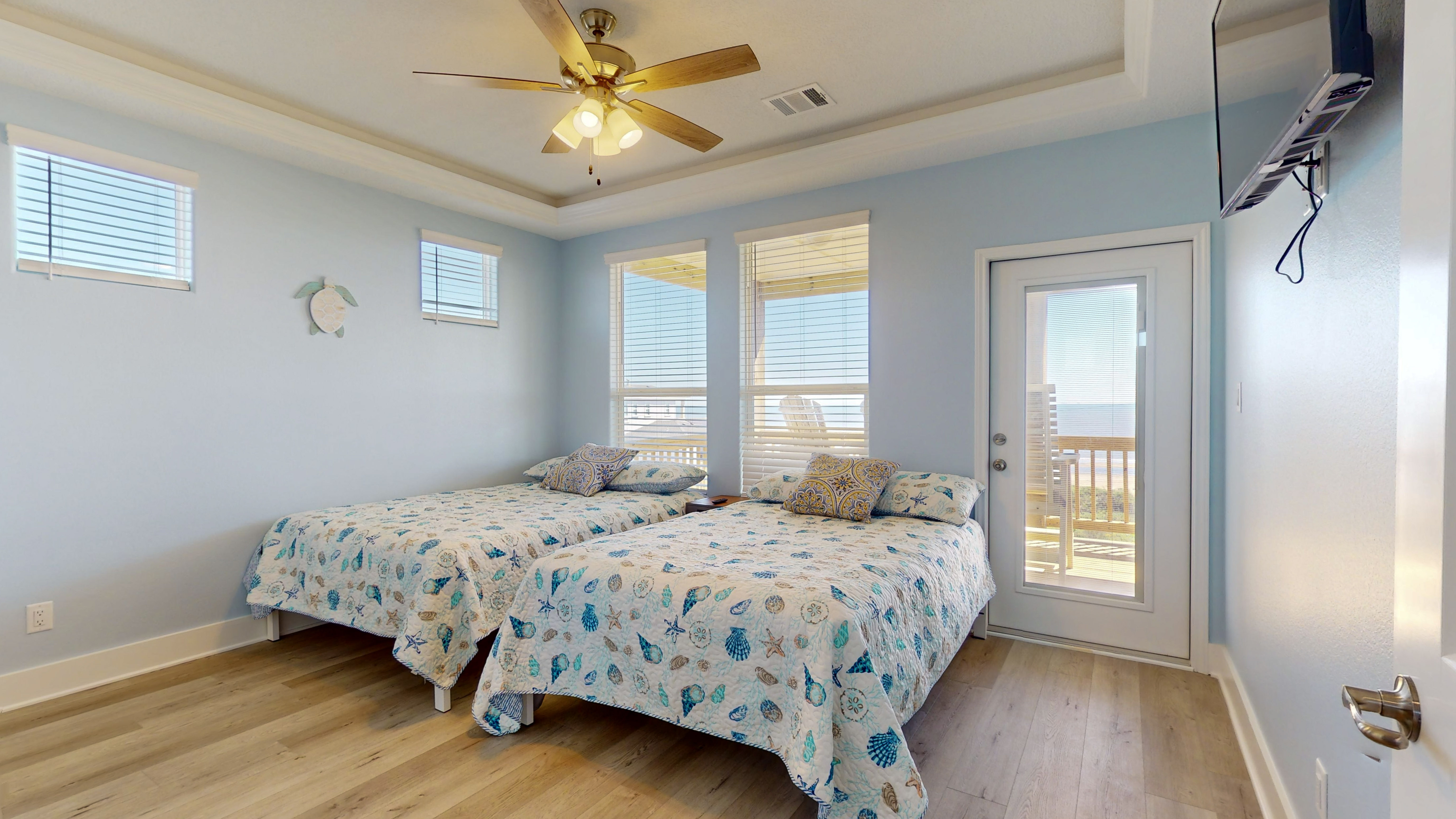 7 Day Weekend | Photo 48