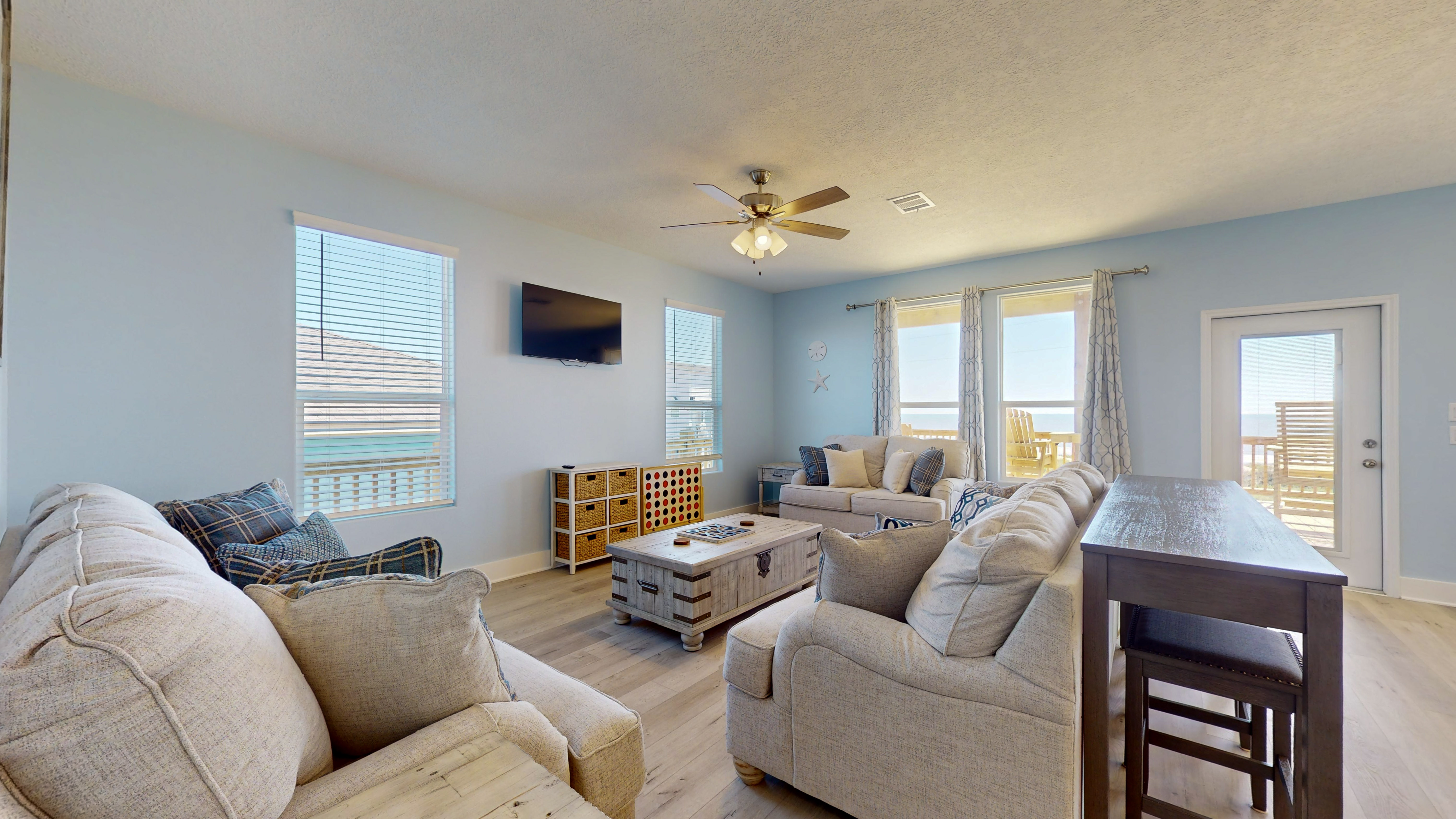 7 Day Weekend | Photo 31