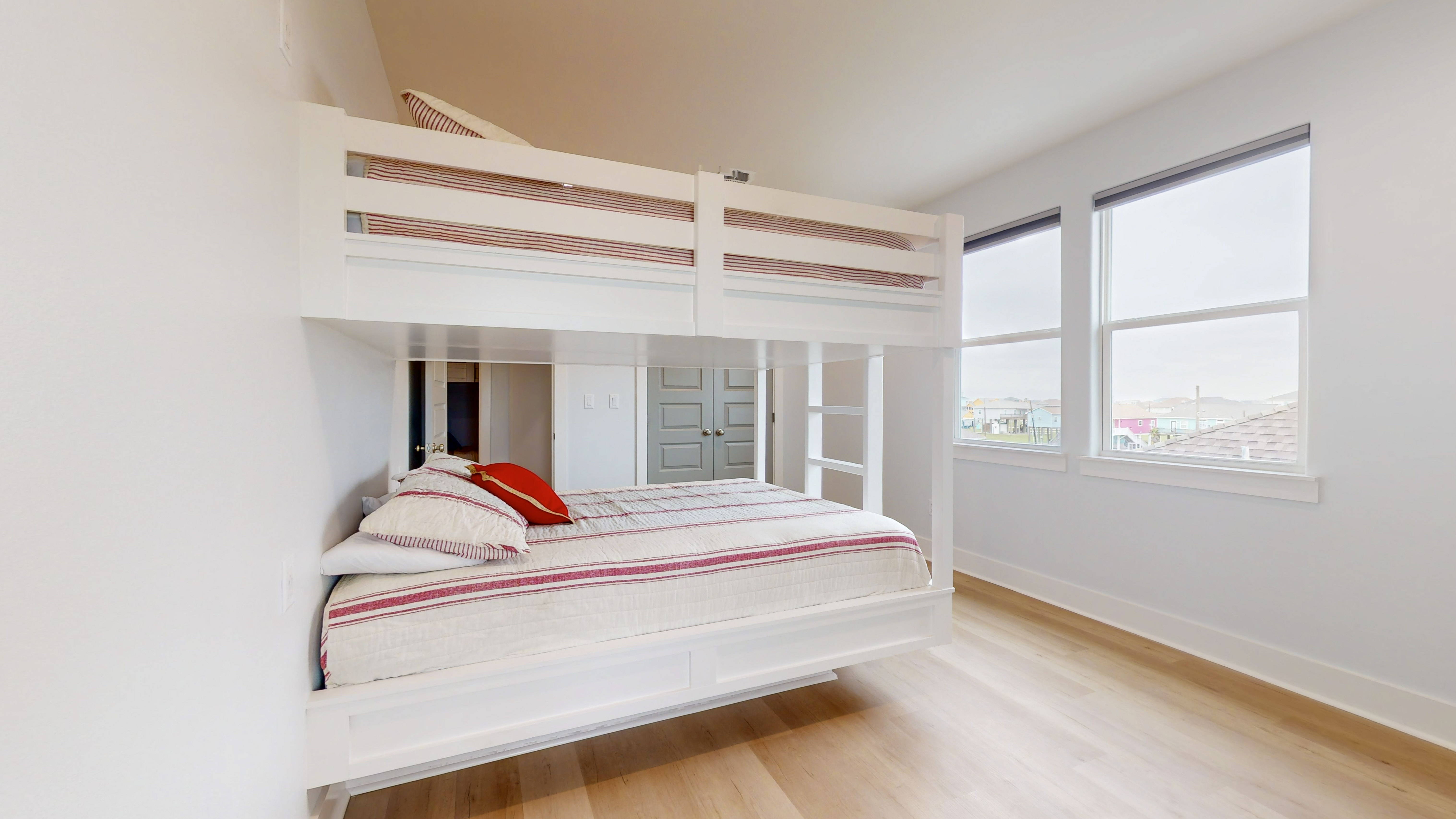 A Whale of A Time | Photo 21