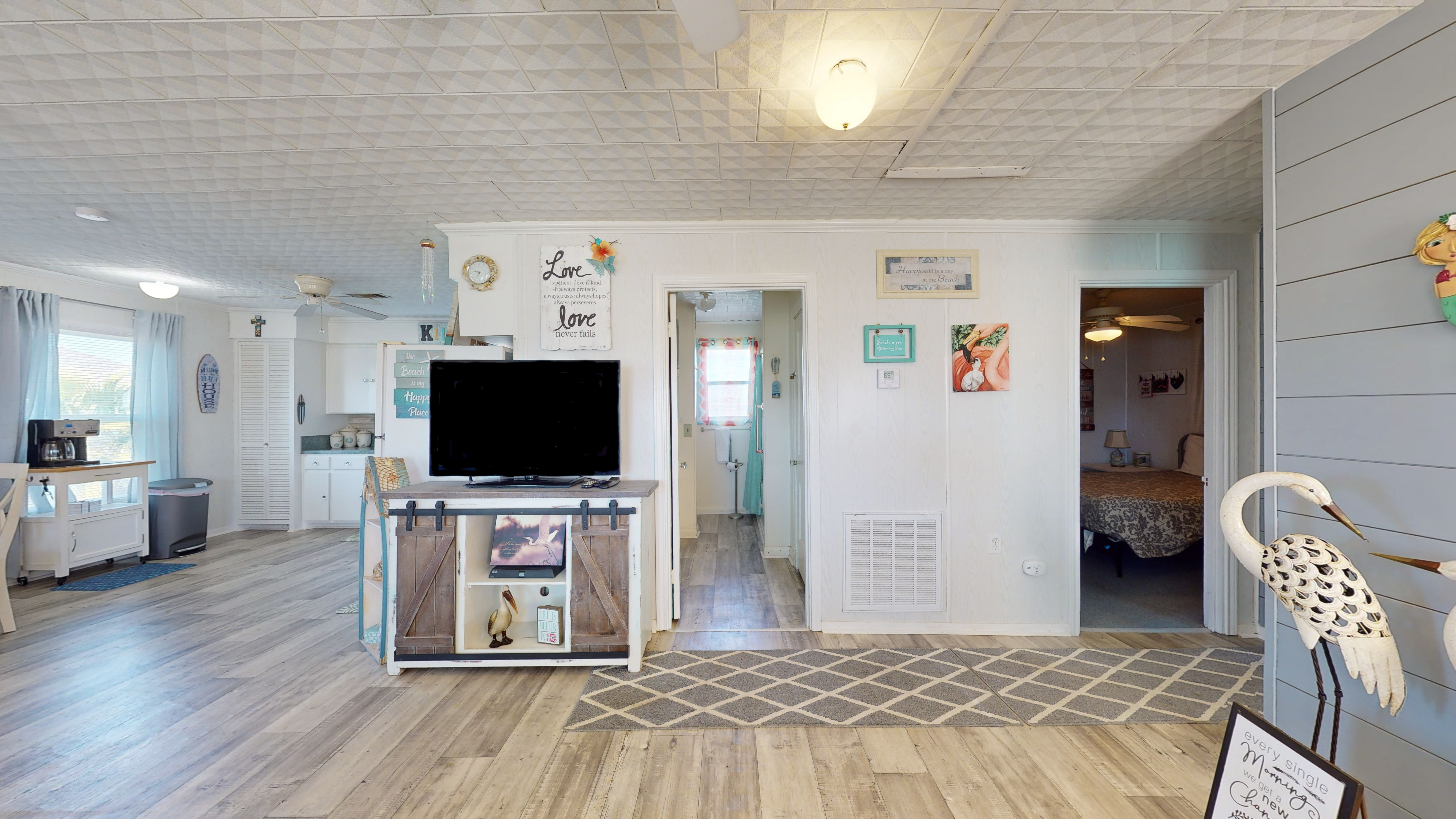 Patty's Paradise | Photo 15