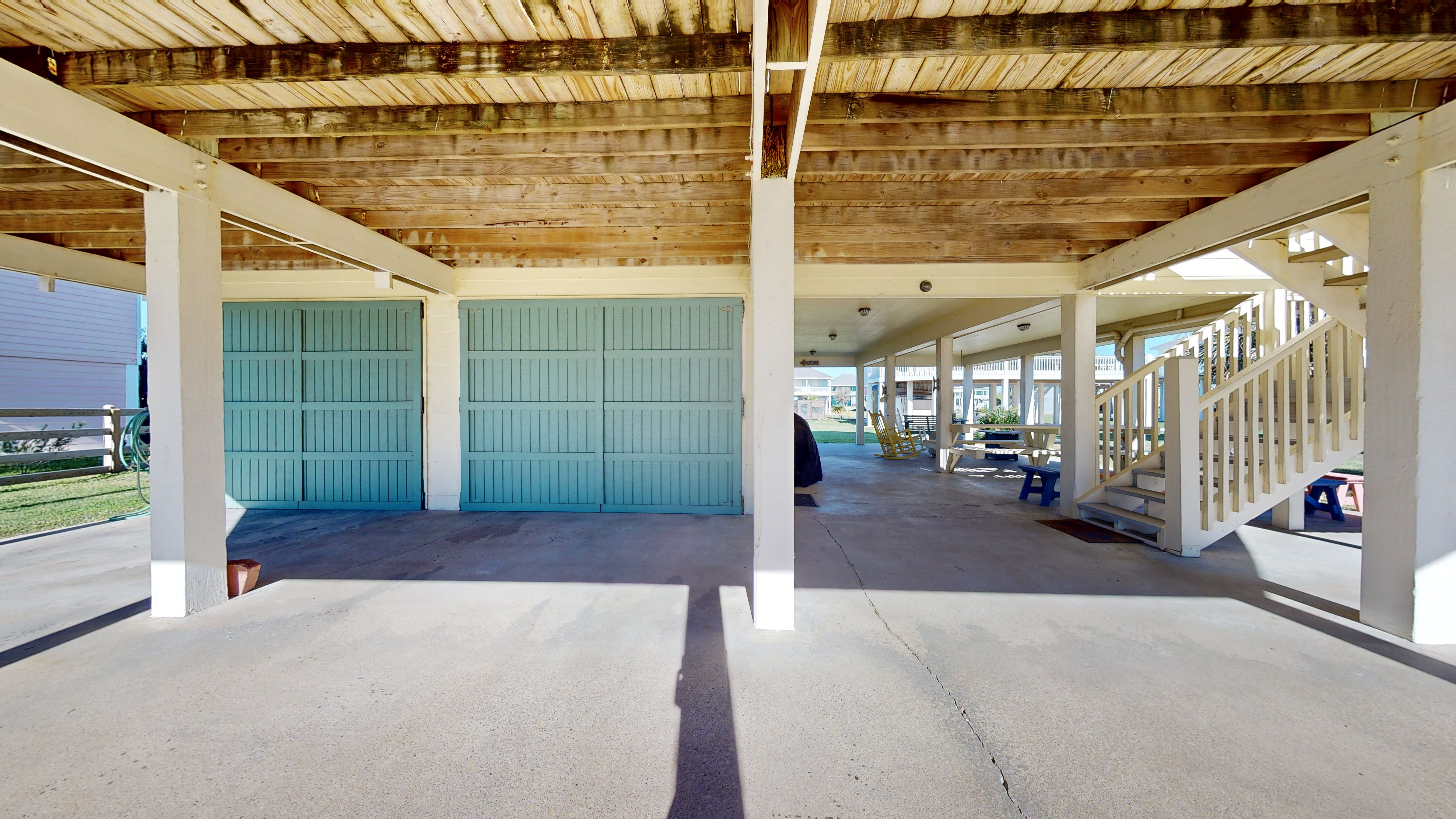 Headberg's Beach Oasis | Photo 32