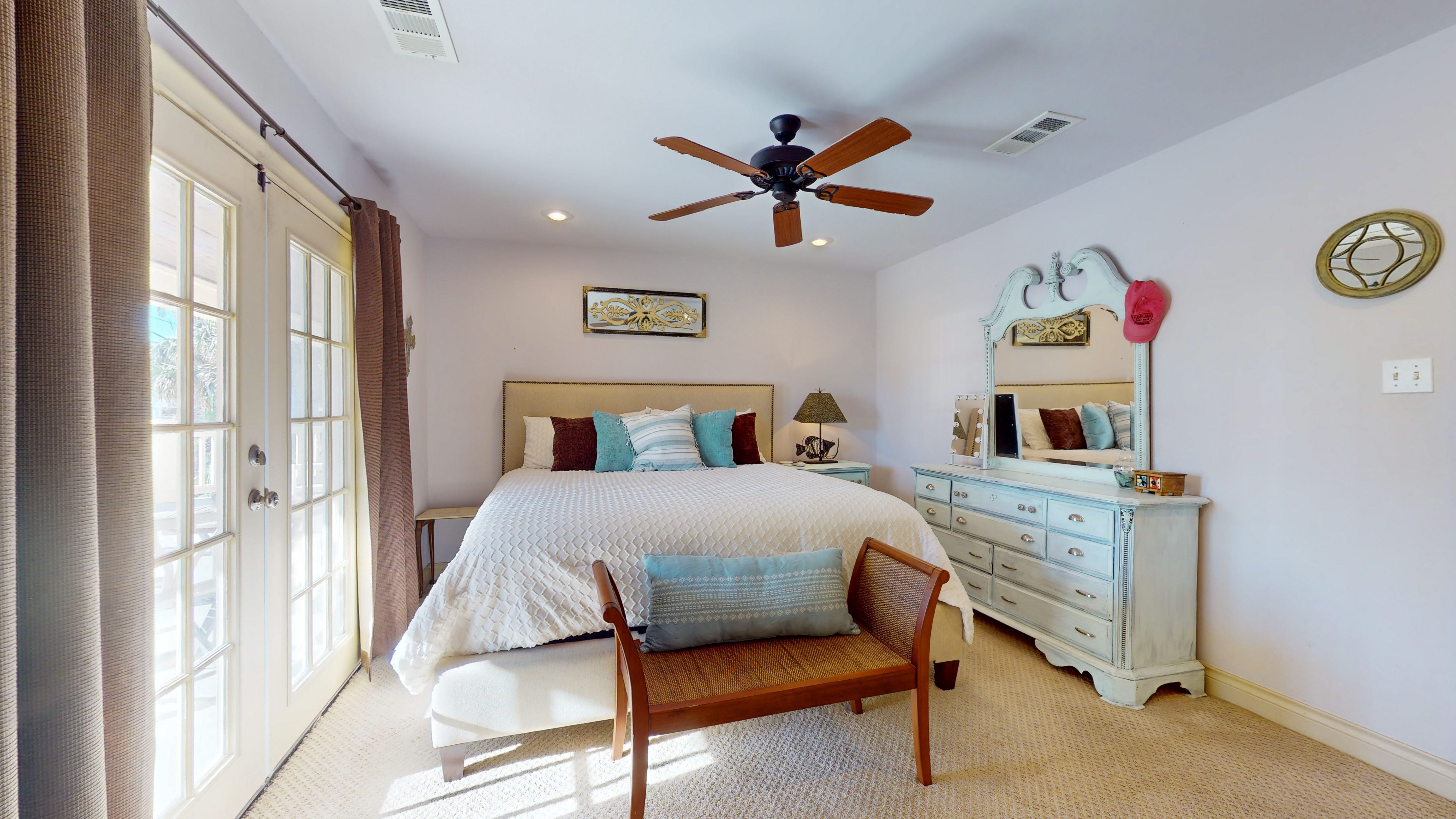 Headberg's Beach Oasis | Photo 10