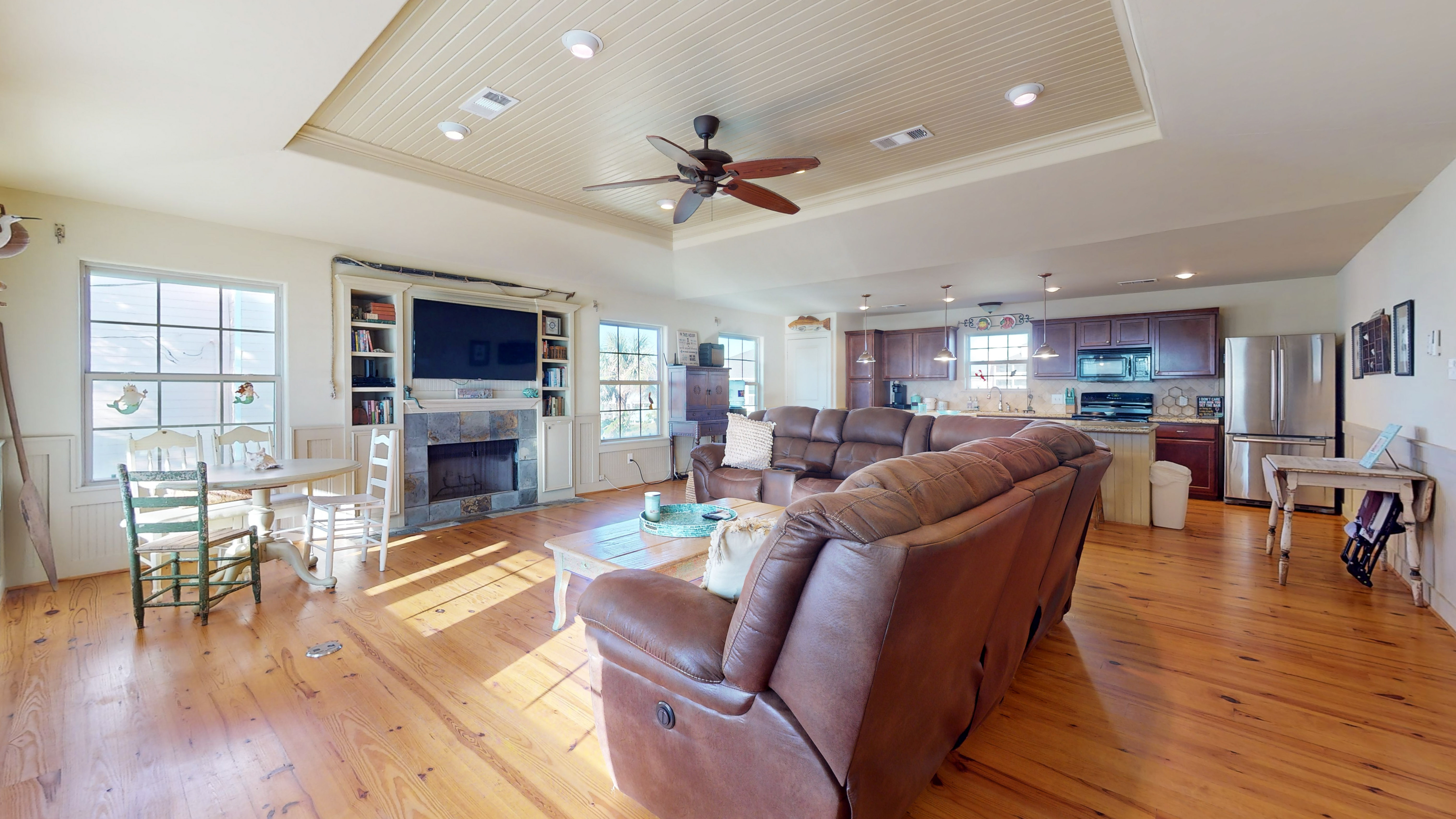 Headberg's Beach Oasis | Photo 26