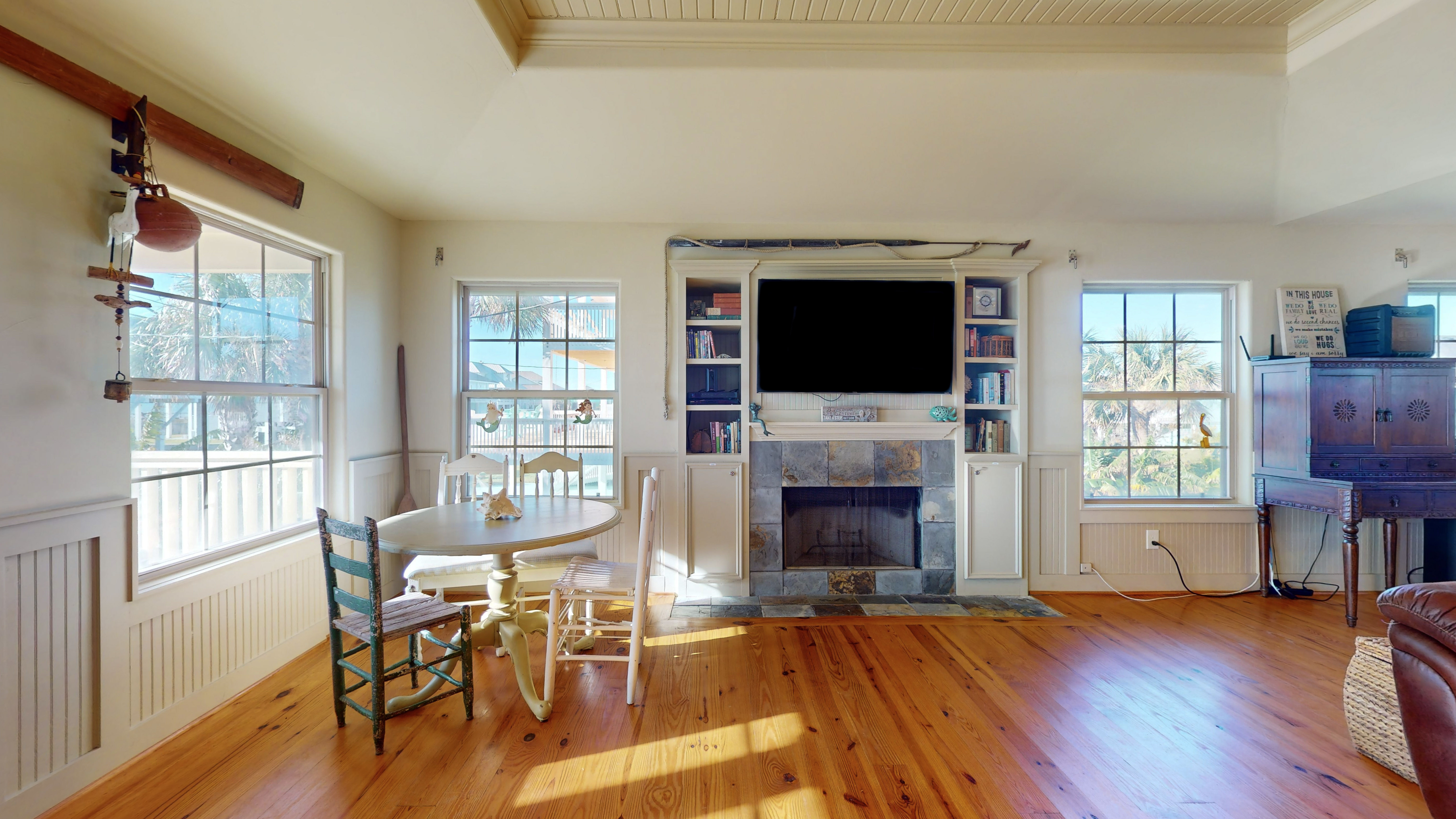 Headberg's Beach Oasis | Photo 21