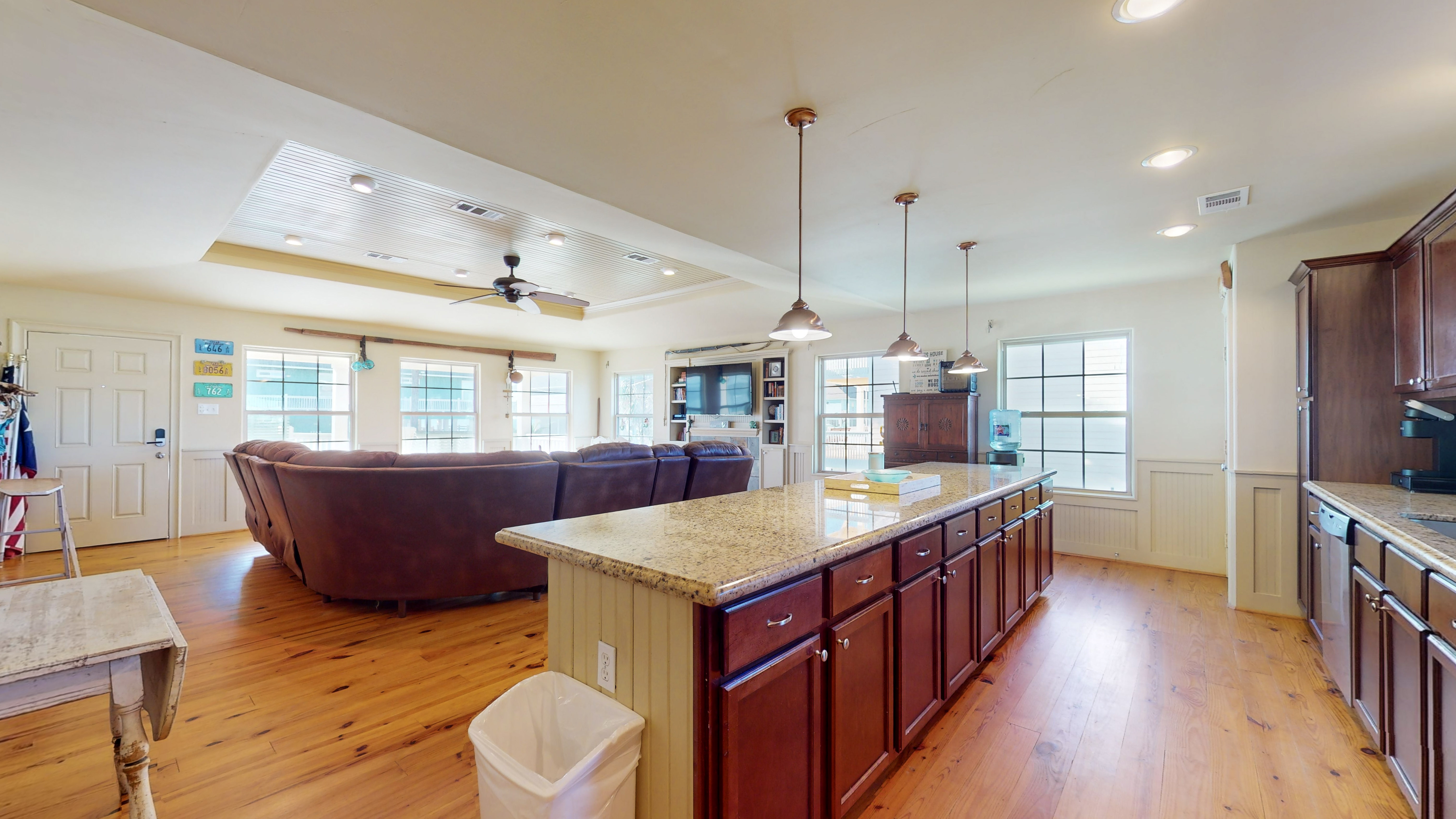 Headberg's Beach Oasis | Photo 14