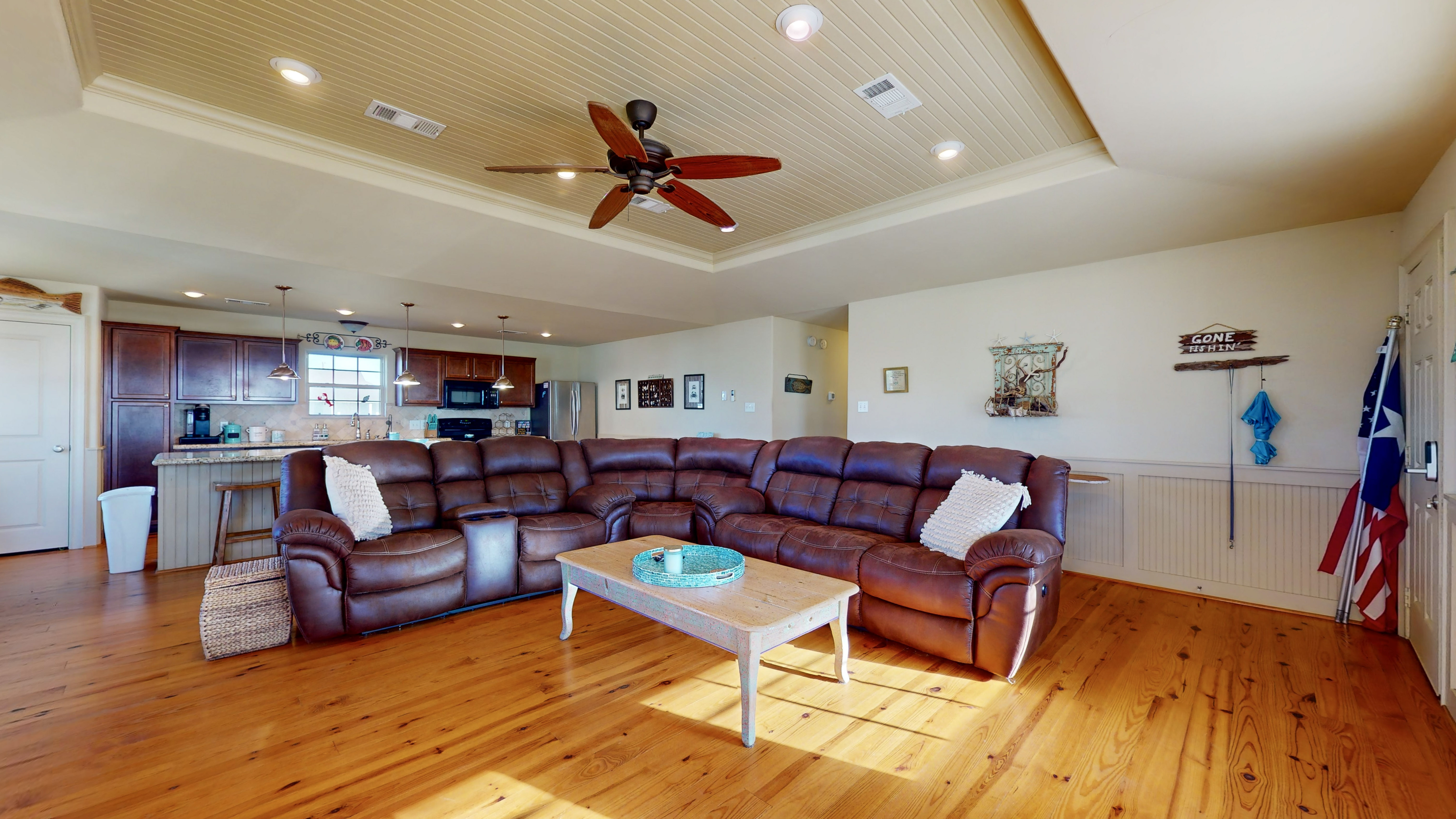 Headberg's Beach Oasis | Photo 22