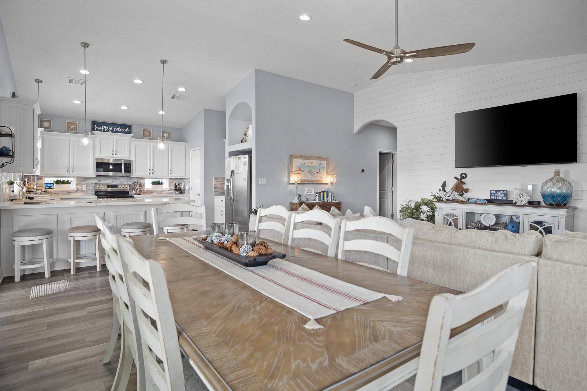 Salty Pelican | Photo 4