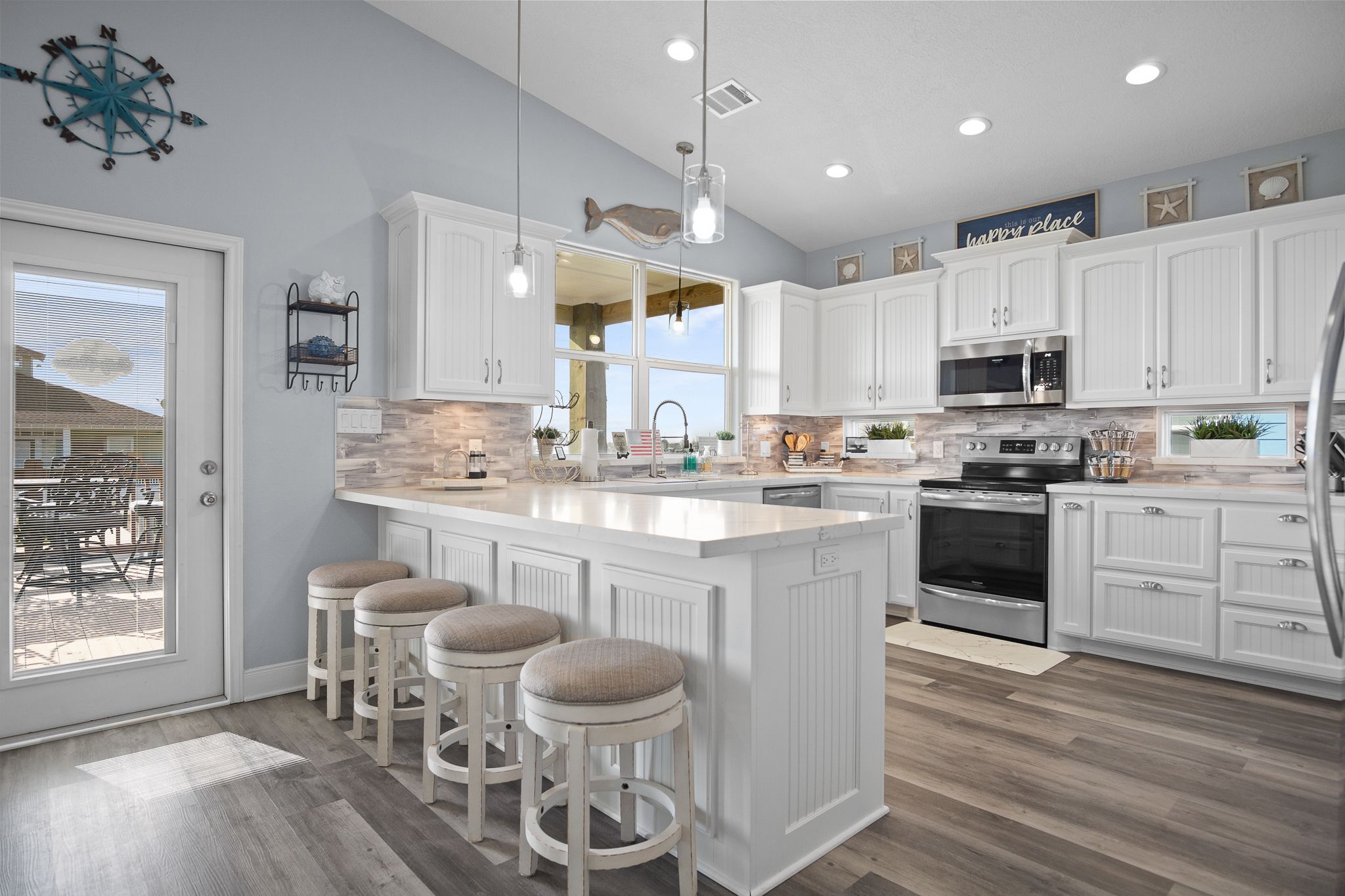 Salty Pelican | Photo 12