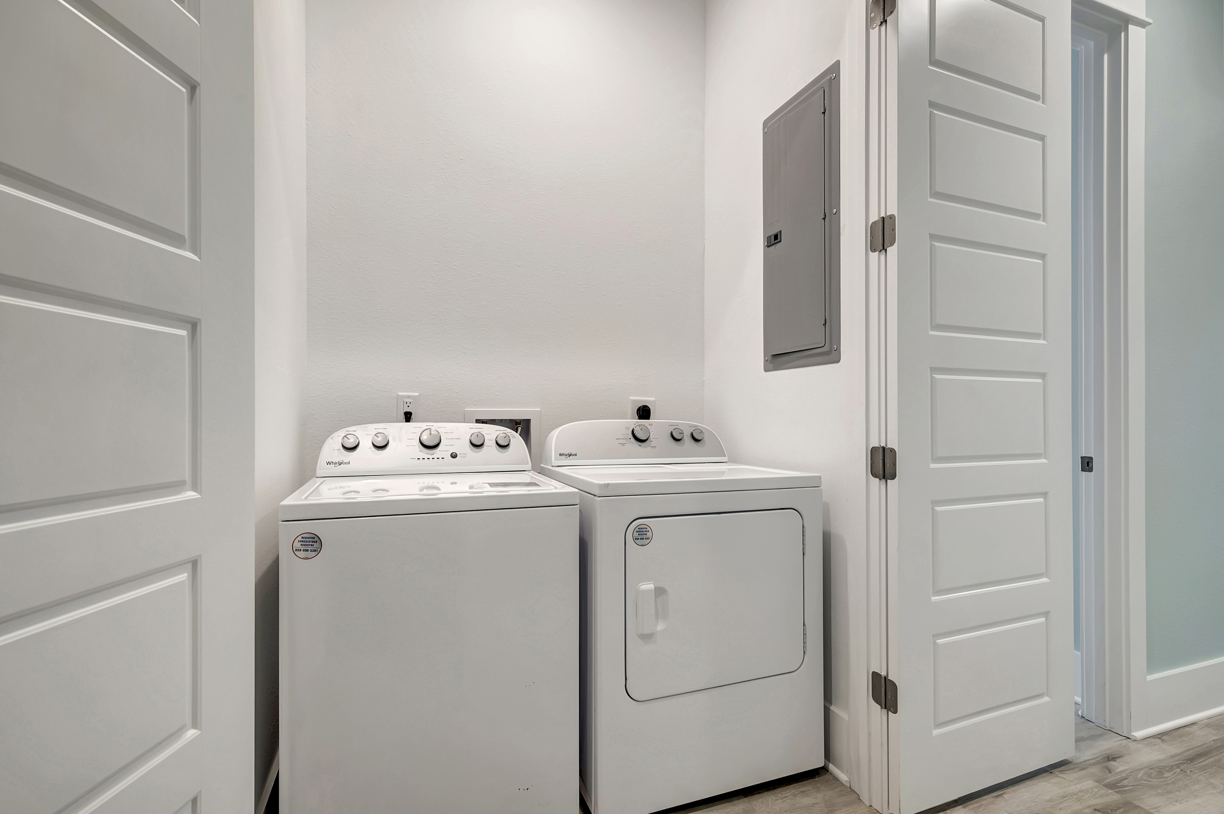 5 O' Clock Somewhere | Photo 31