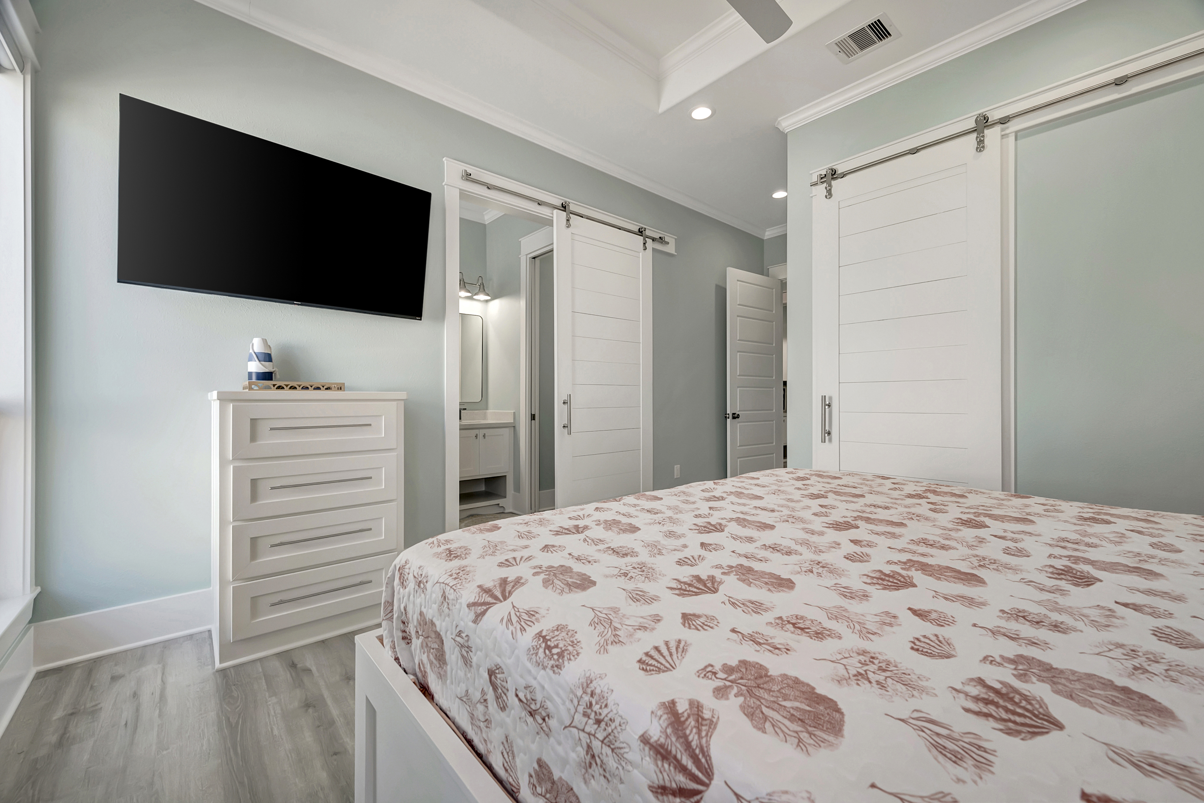 5 O' Clock Somewhere | Photo 25