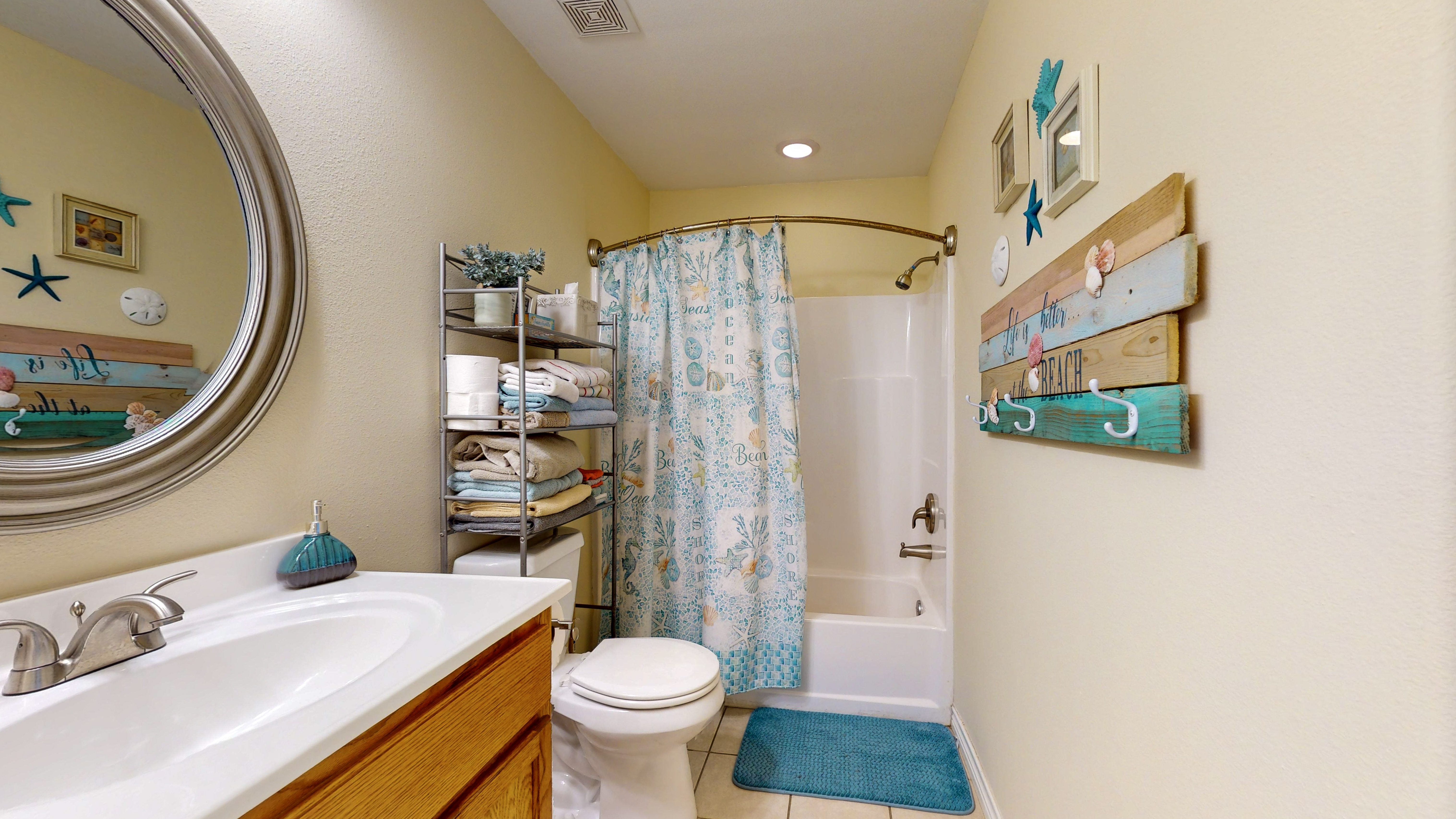 Little Pleasures | Photo 12