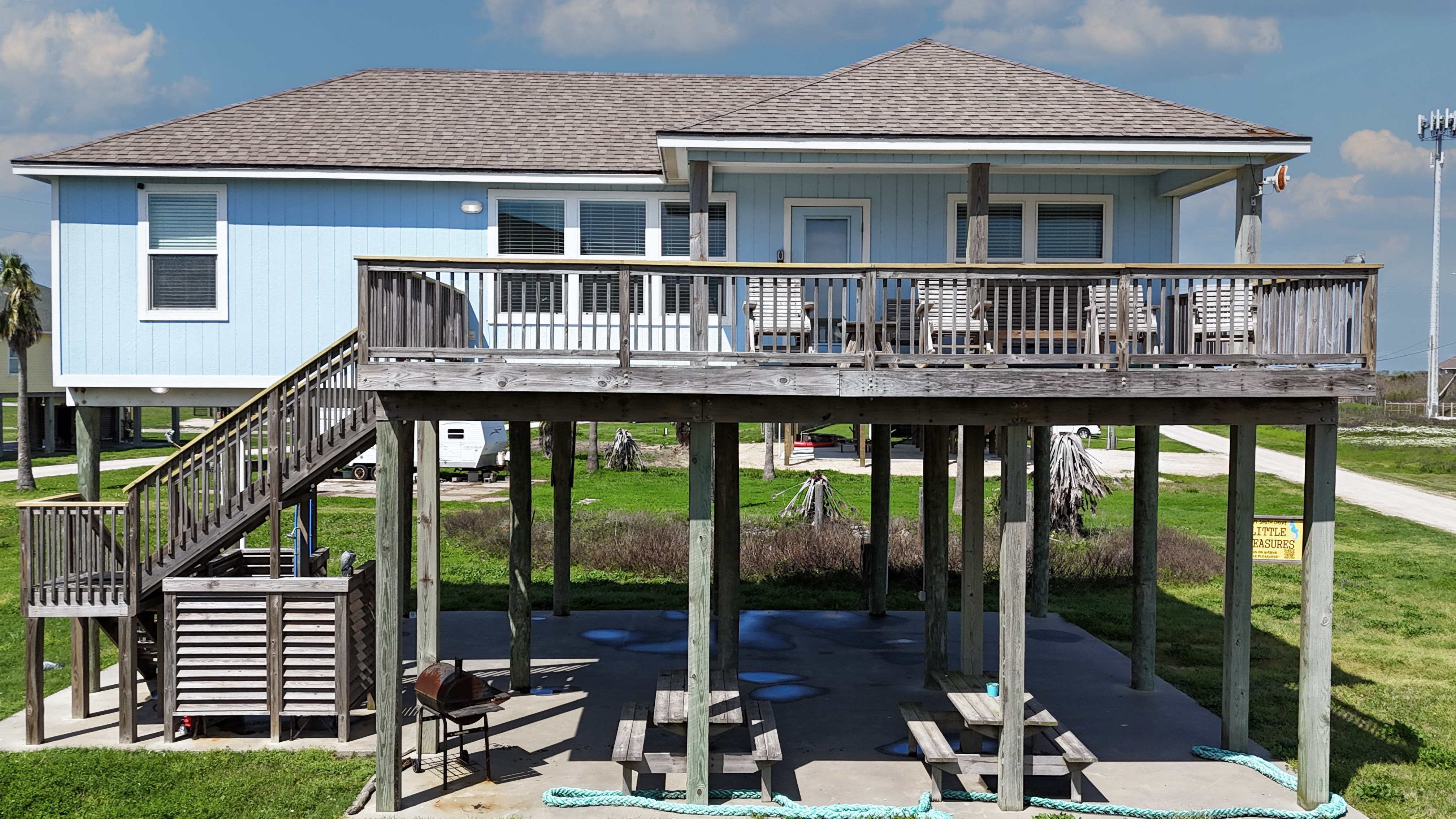 Little Pleasures | Photo 25