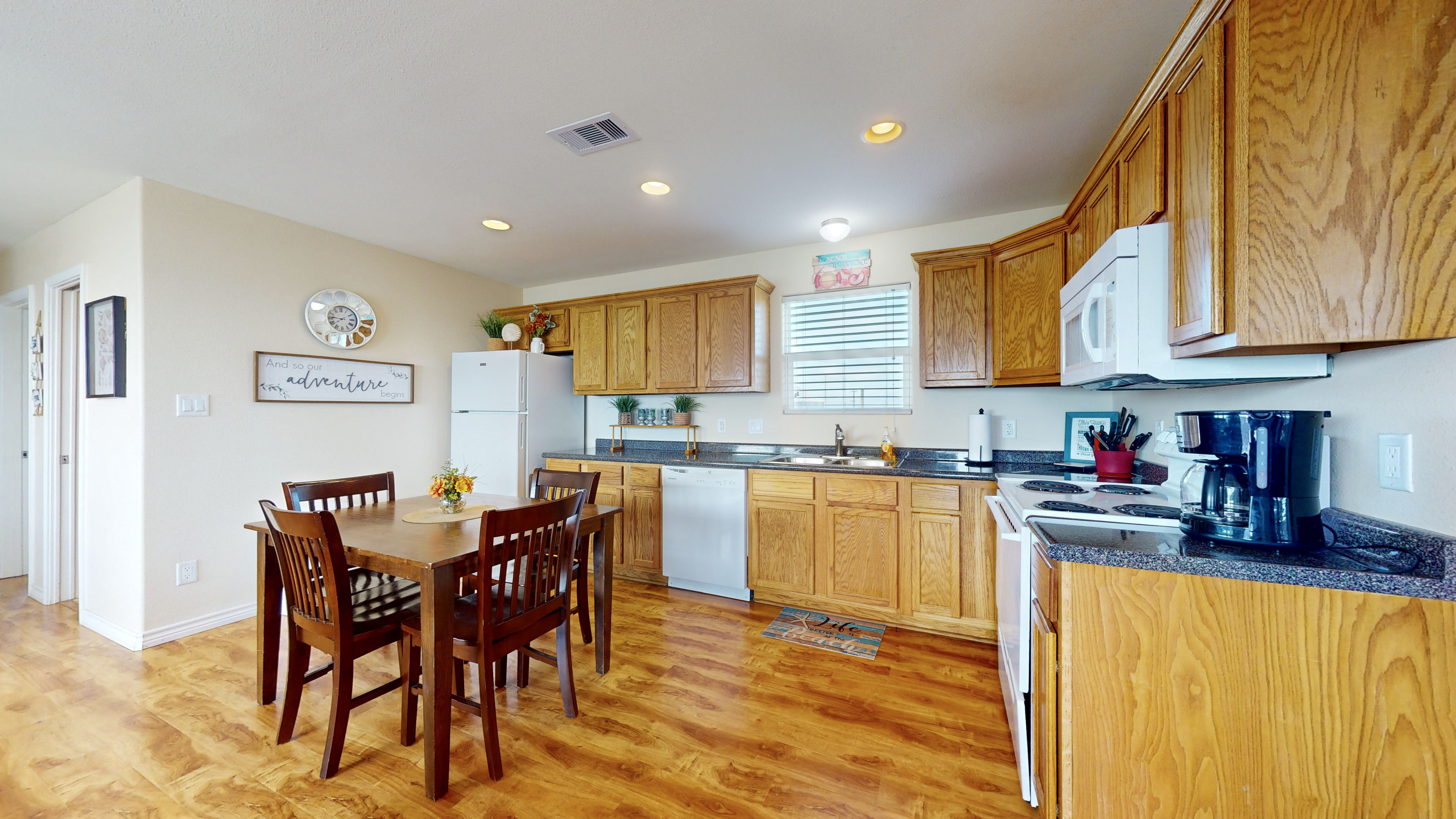 Little Pleasures | Photo 19