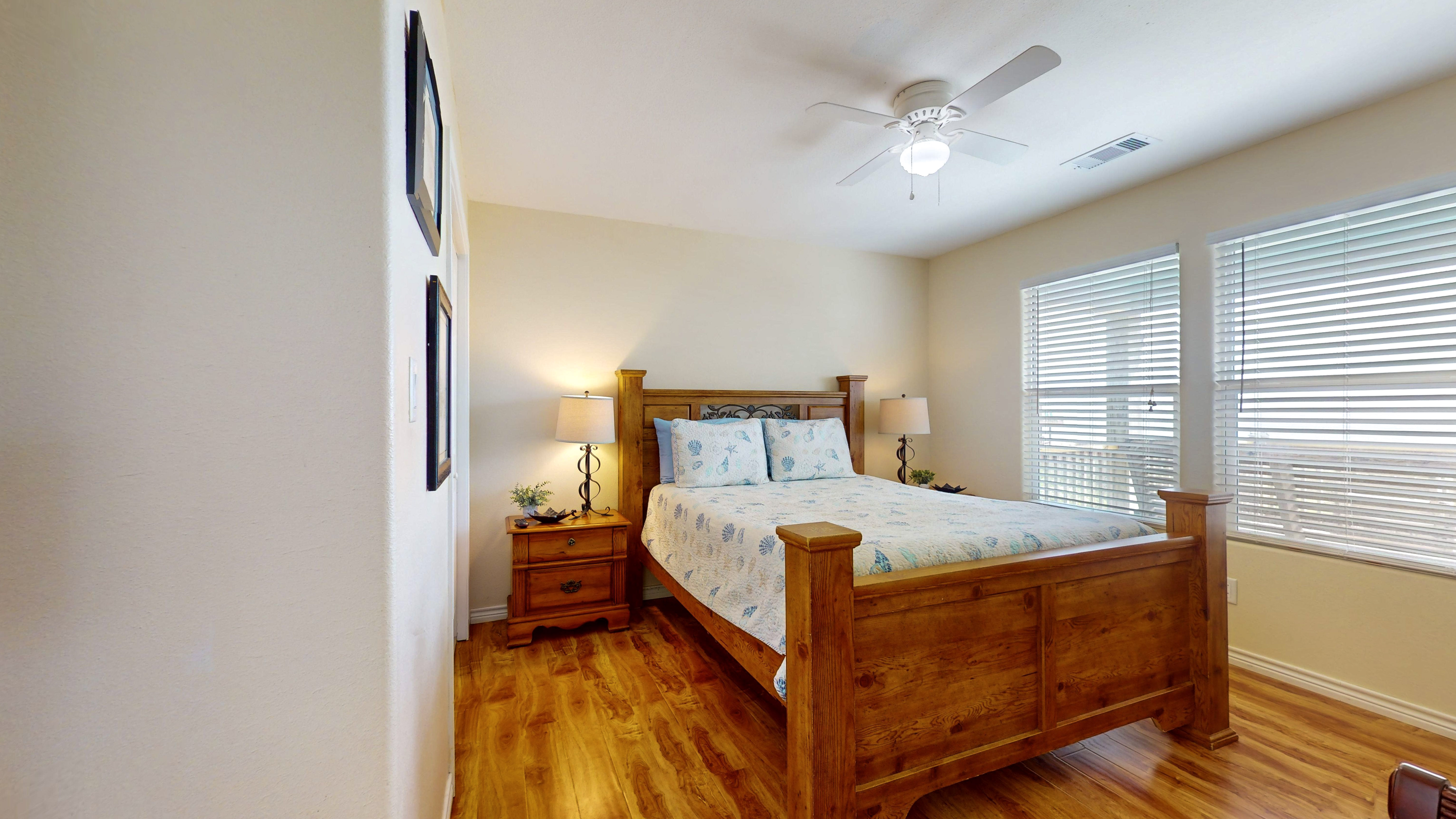 Little Pleasures | Photo 14