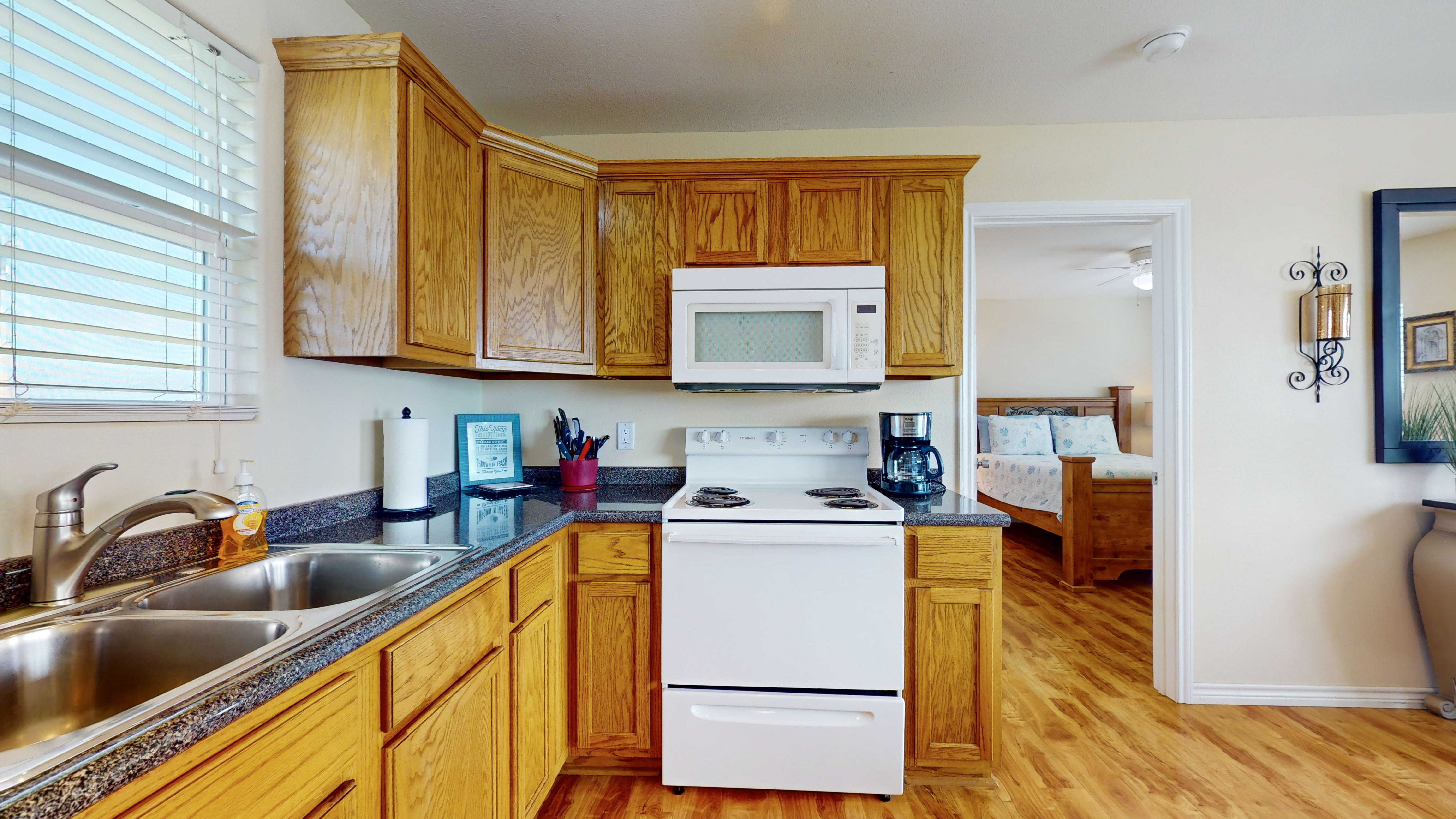 Little Pleasures | Photo 15