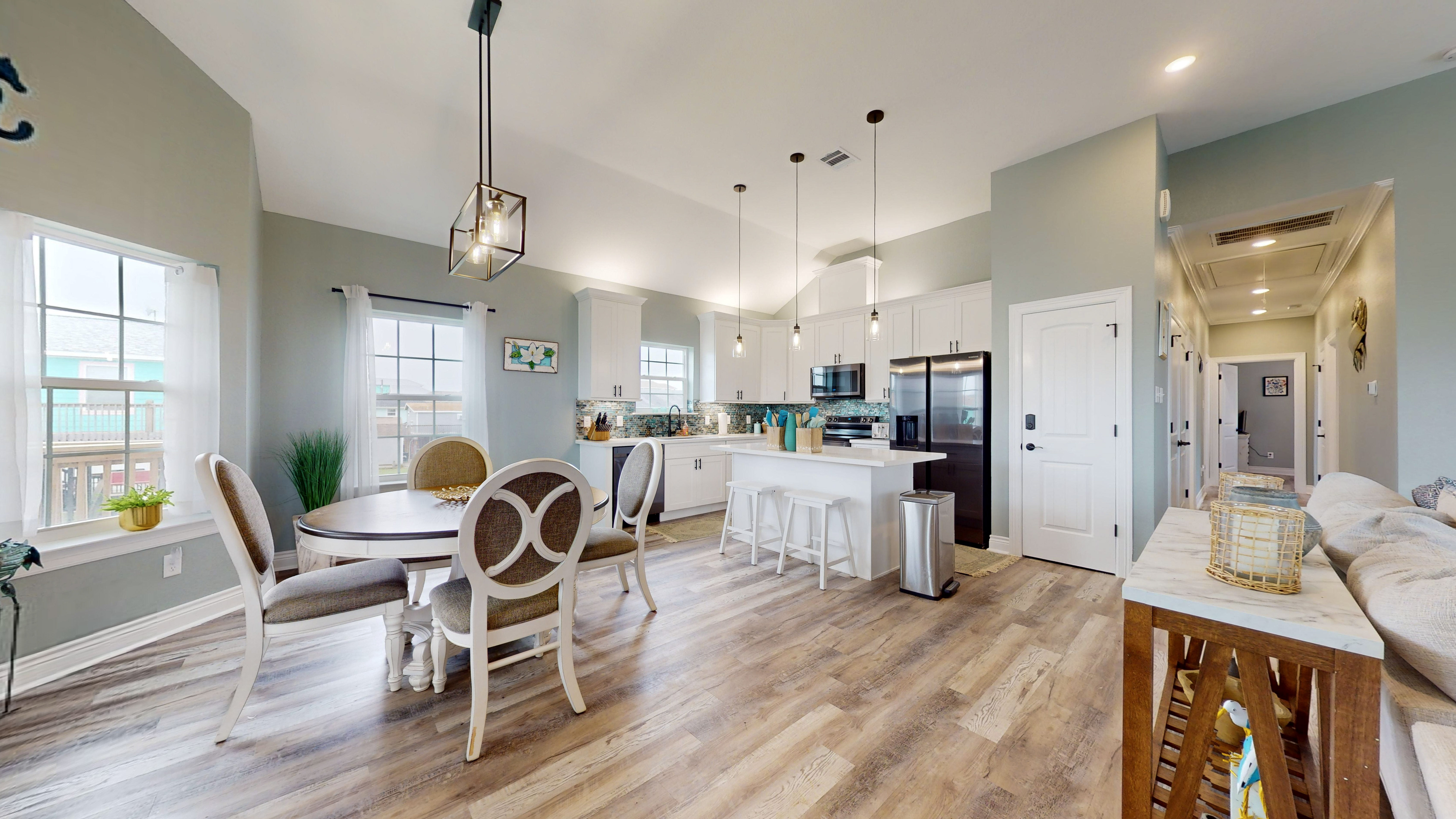 Le Bon Temps at the Beach | Photo 17