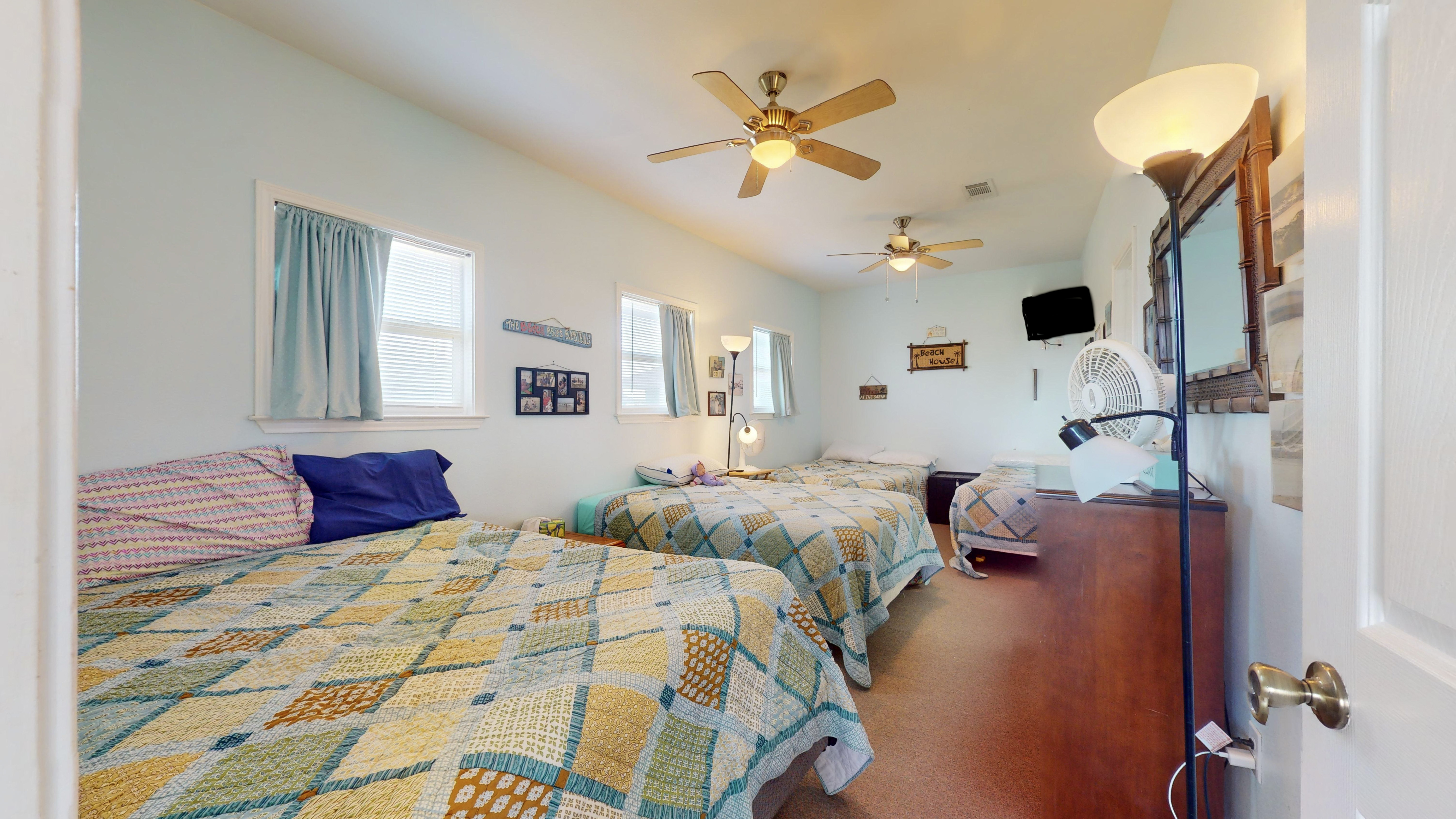 Group Therapy | Photo 19