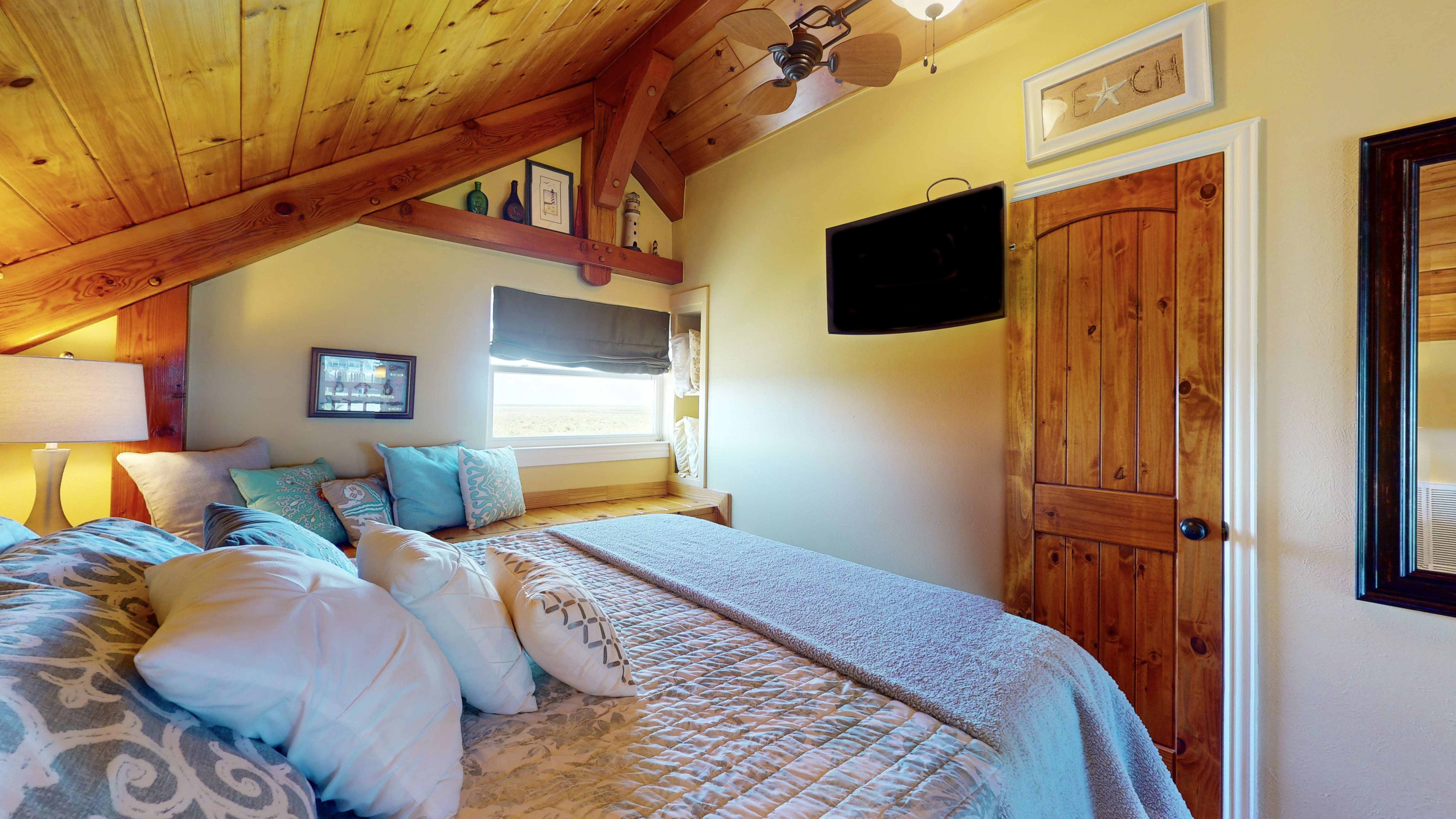 Bay Side Birdhouse | Photo 23