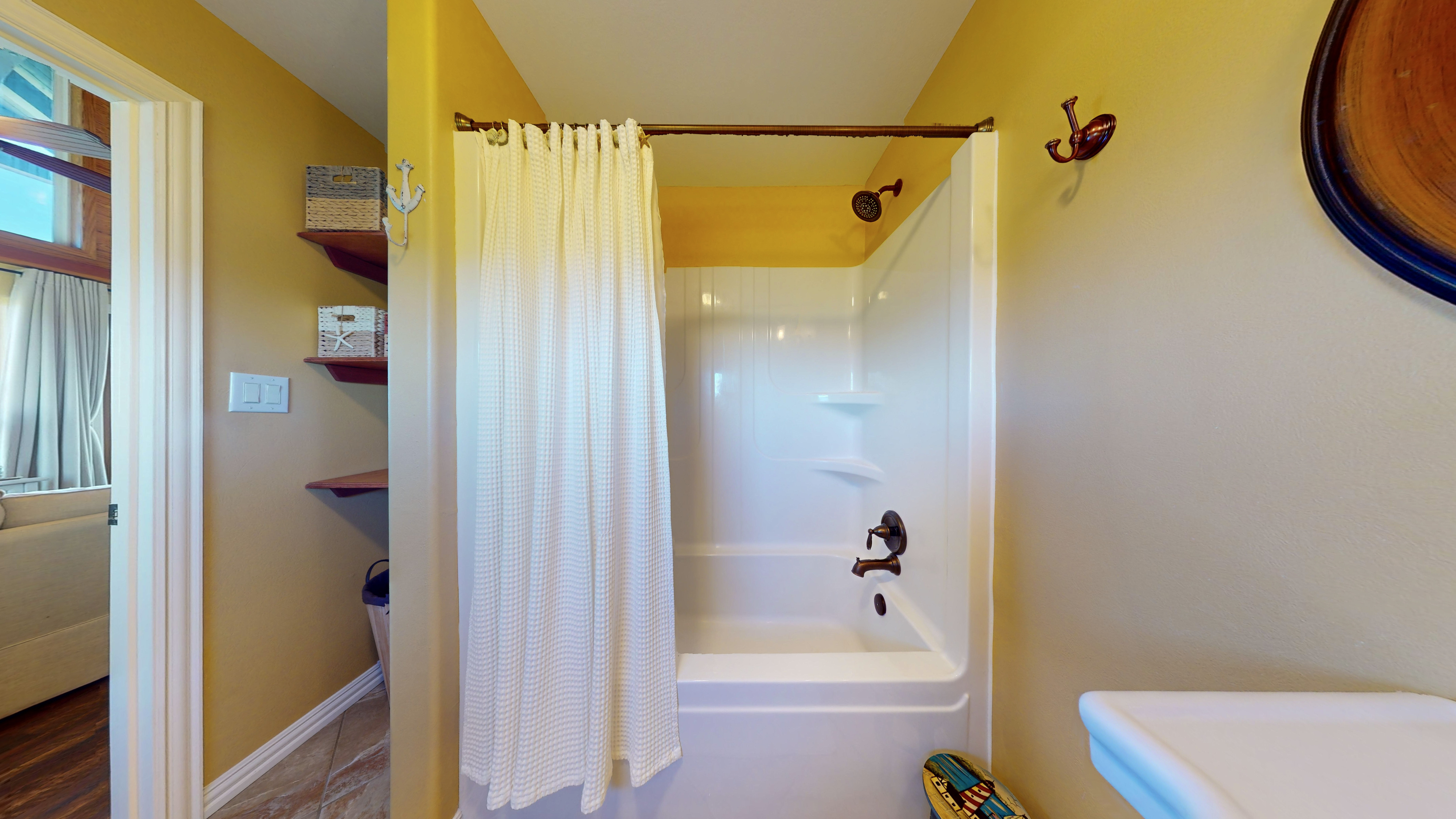 Bay Side Birdhouse | Photo 25