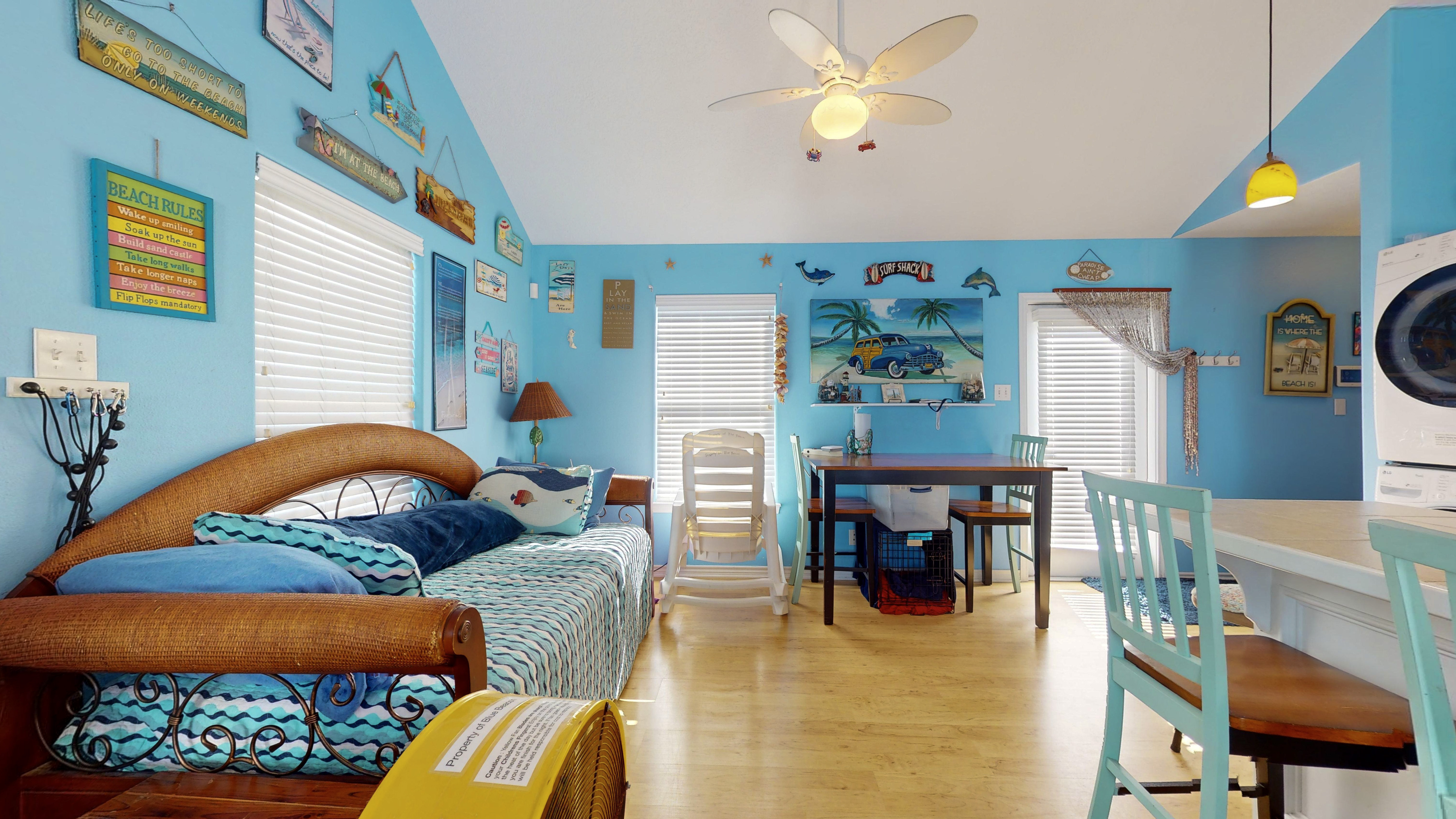 Blue Beacon | Photo 9