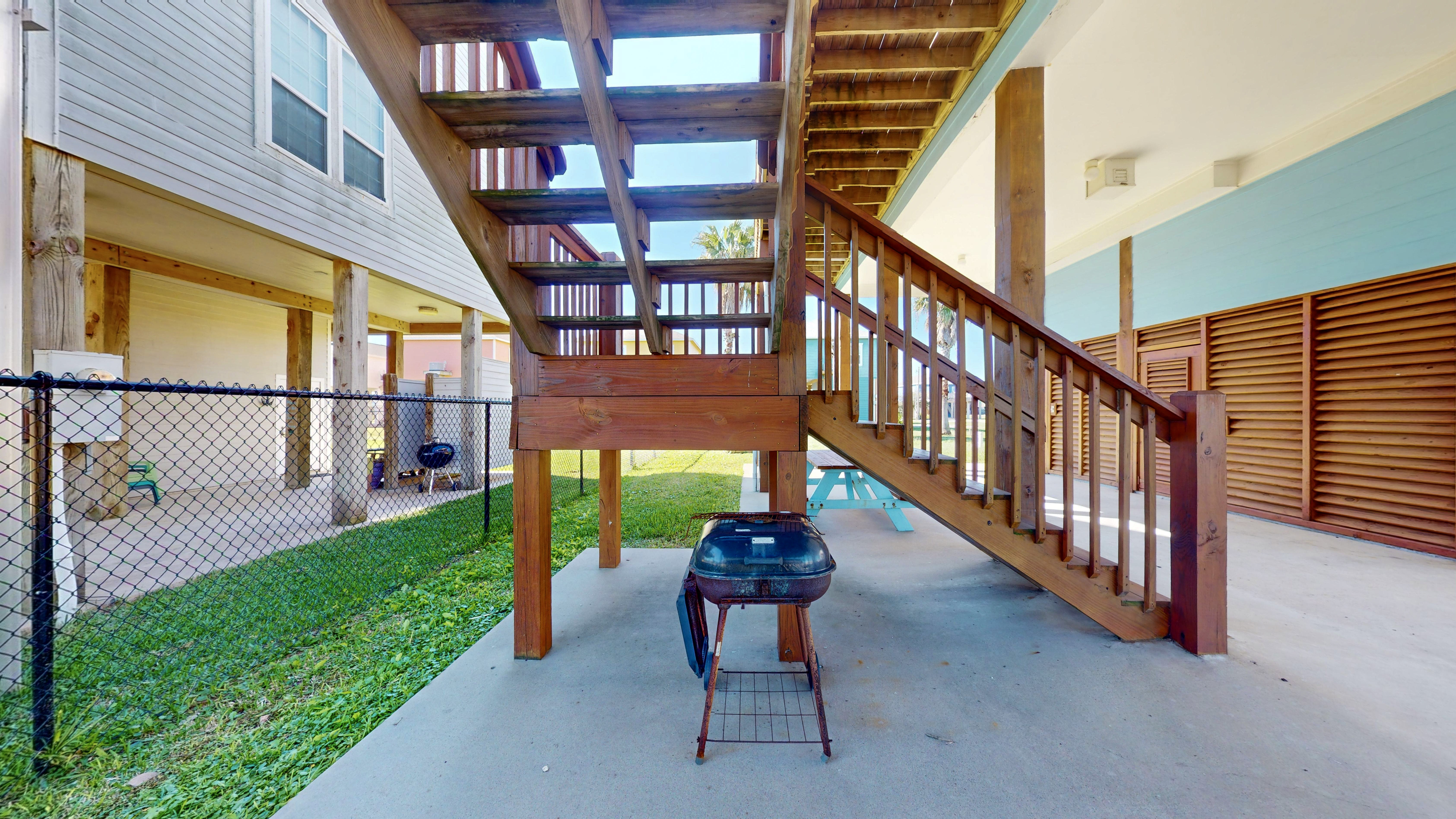 Blue Beacon | Photo 20