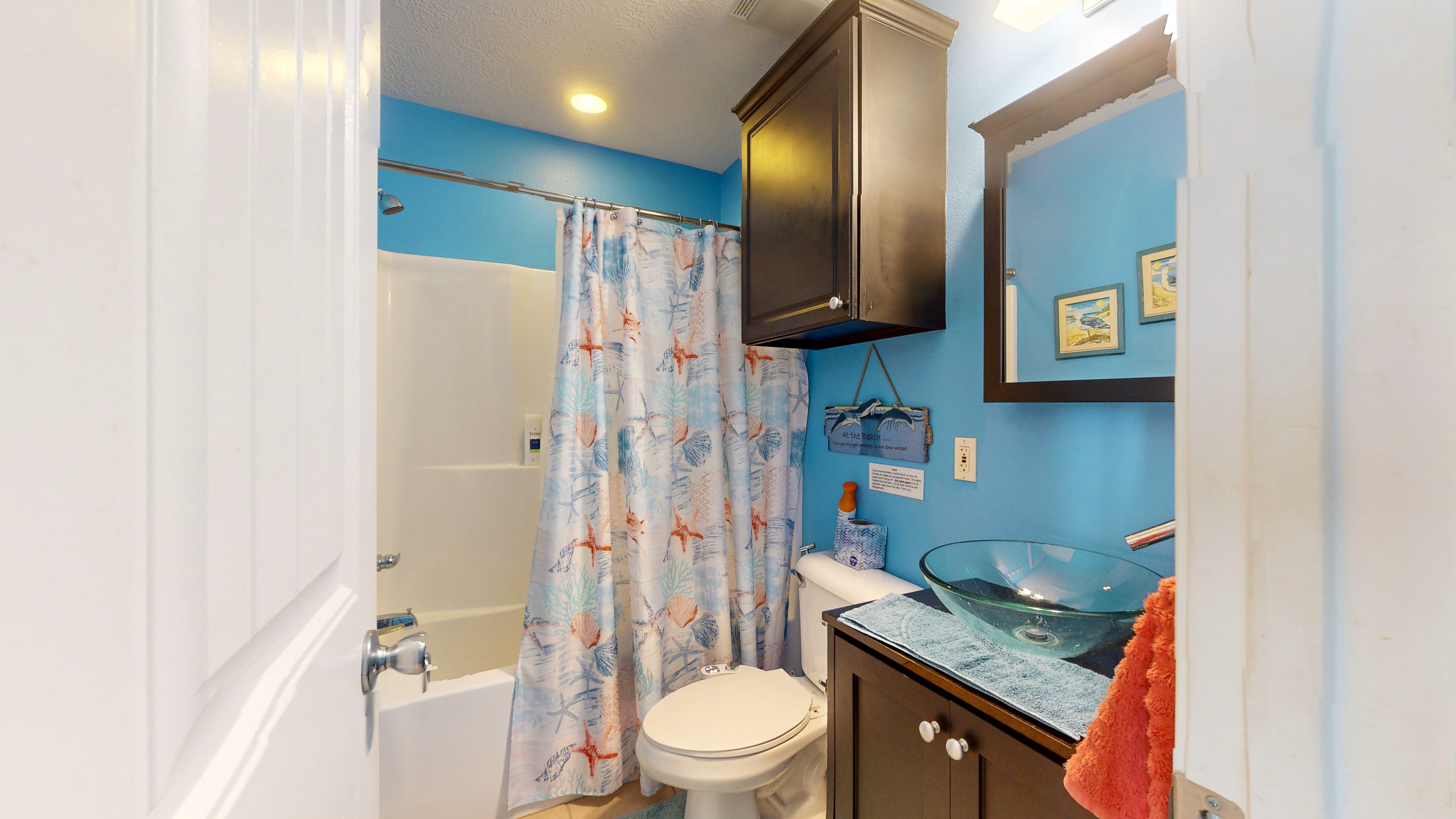 Blue Beacon | Photo 16