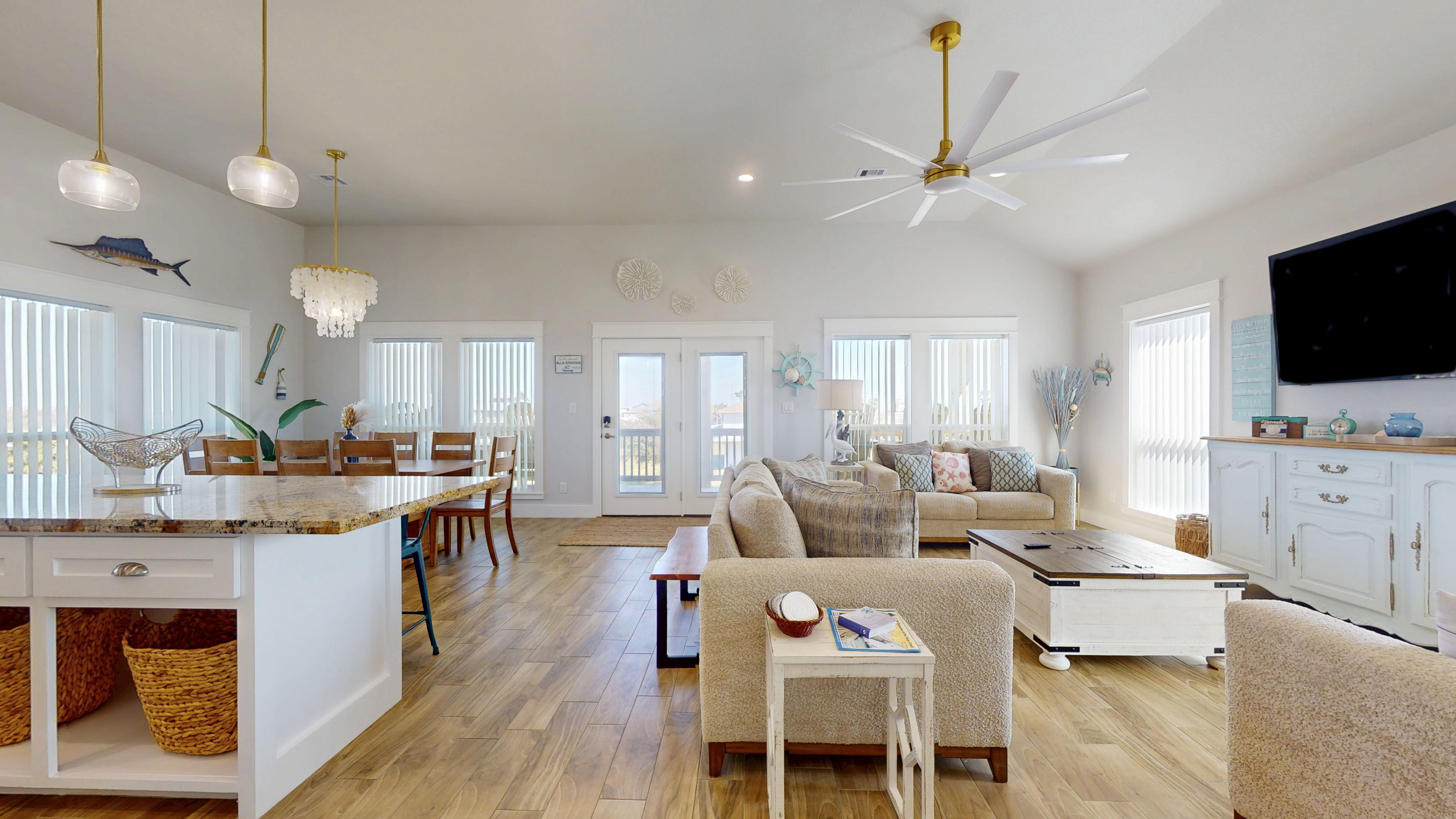 Sea Breeze | Photo 11