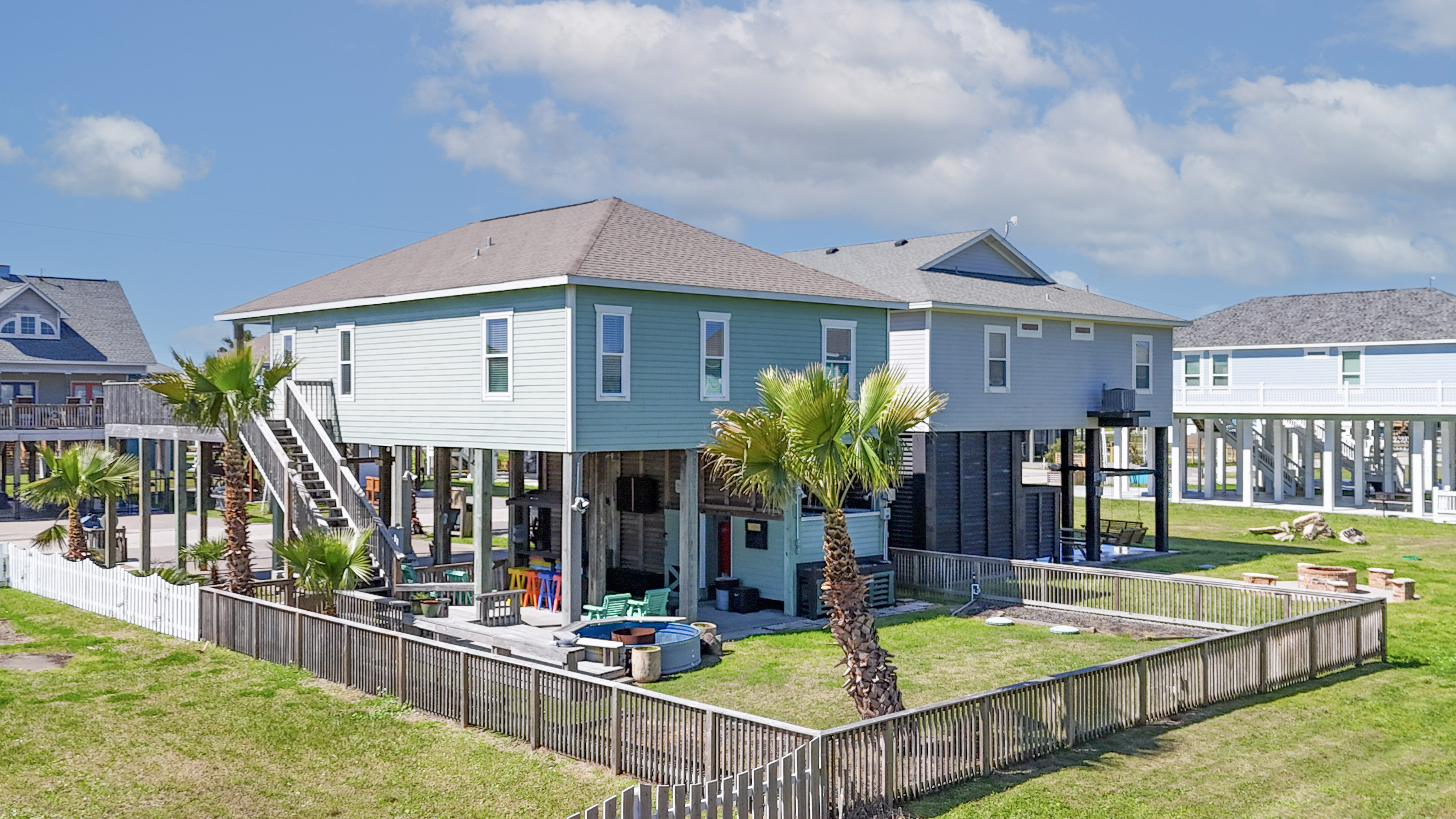 Adios Beachachos | Photo 2