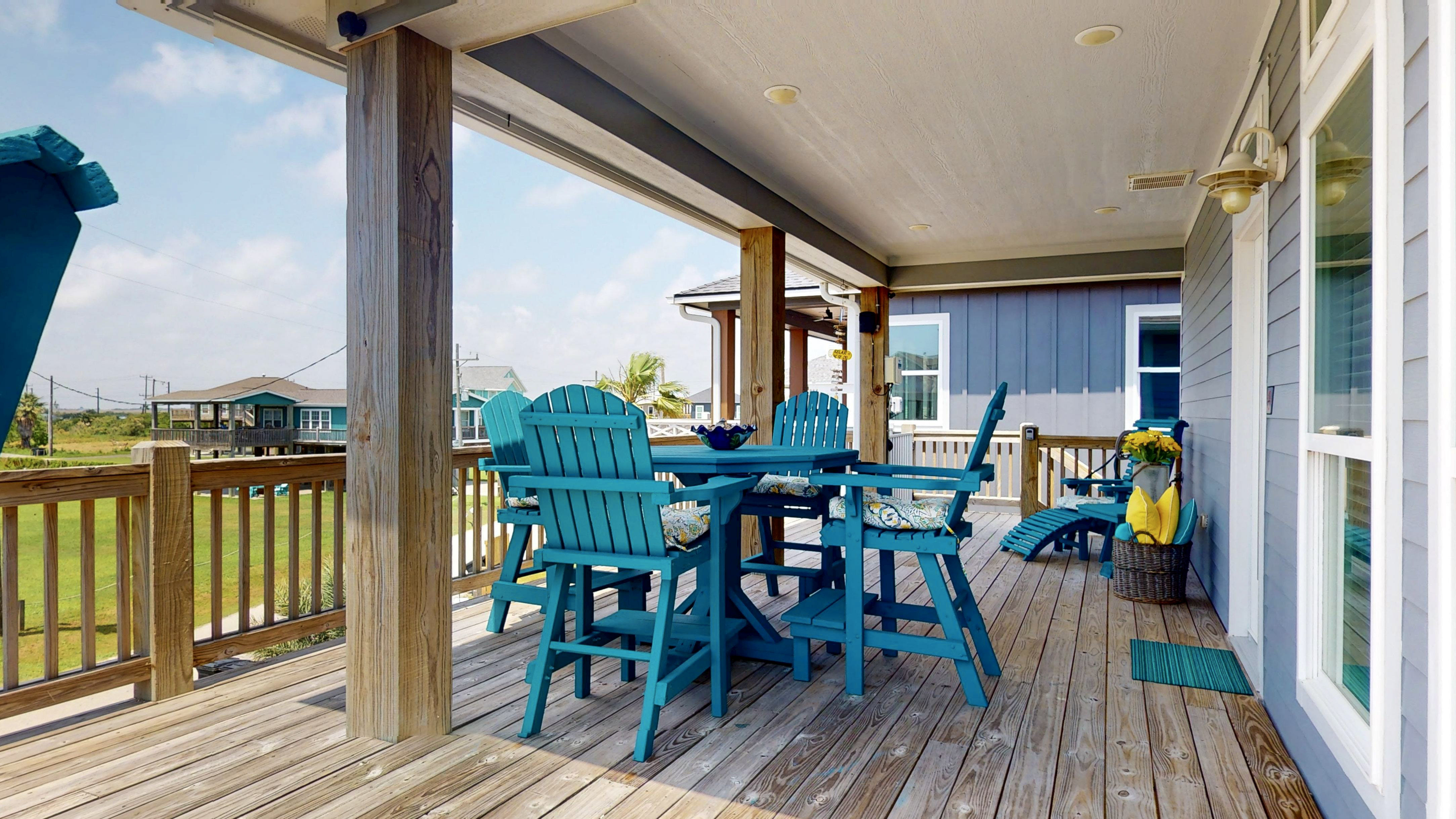 Shore Beats Work | Photo 3