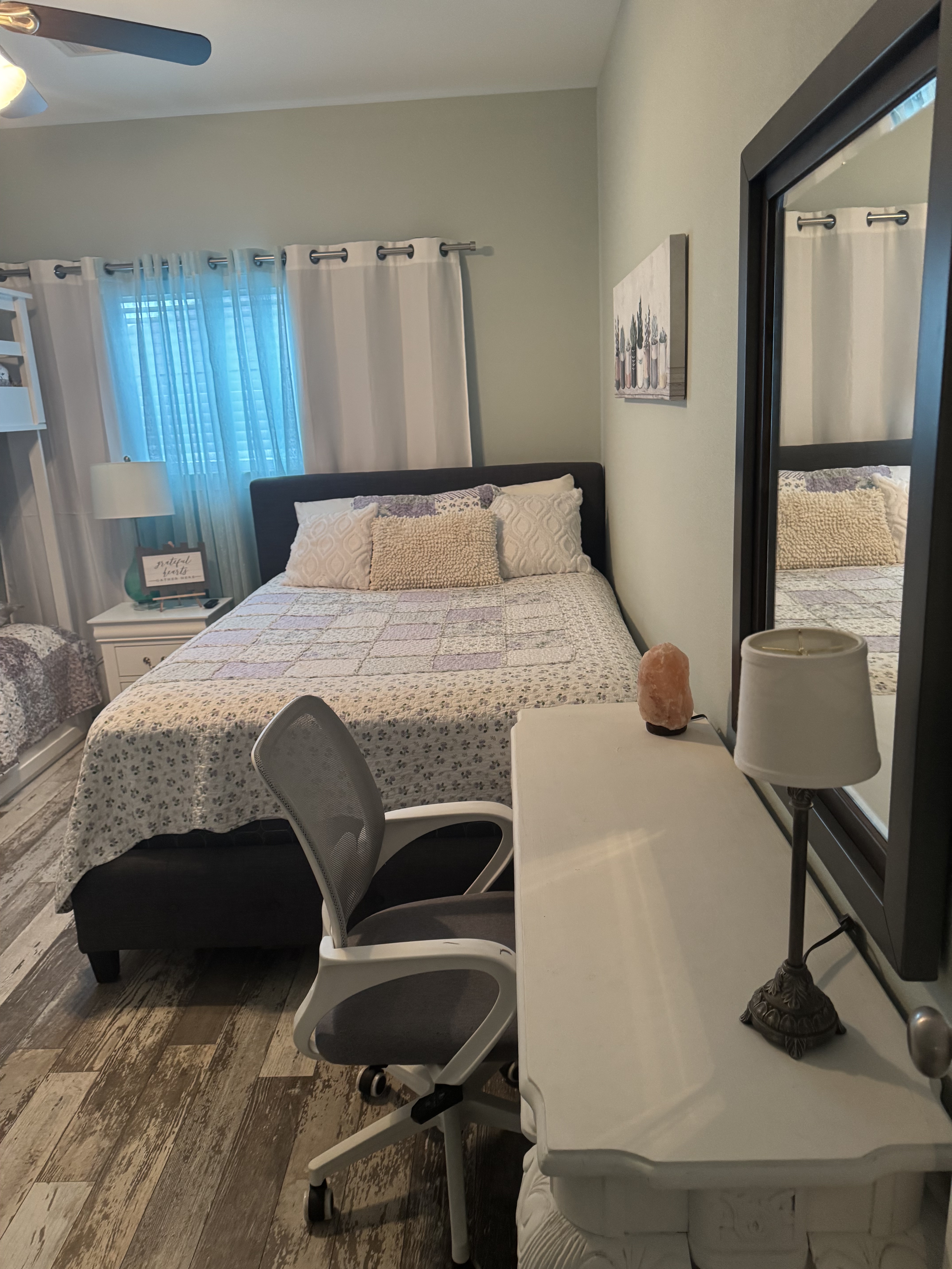 Shore Beats Work | Photo 16