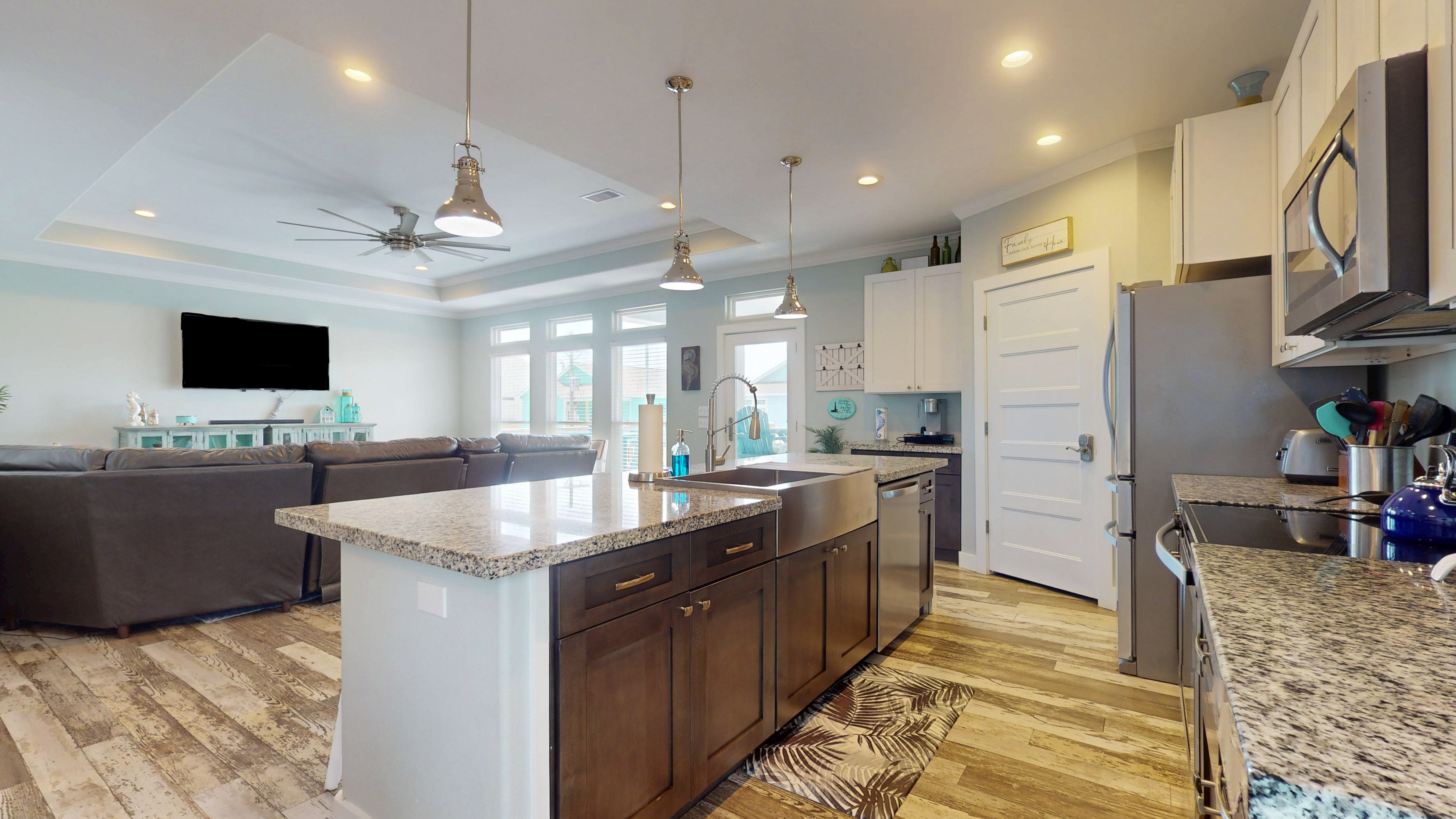 Shore Beats Work | Photo 8