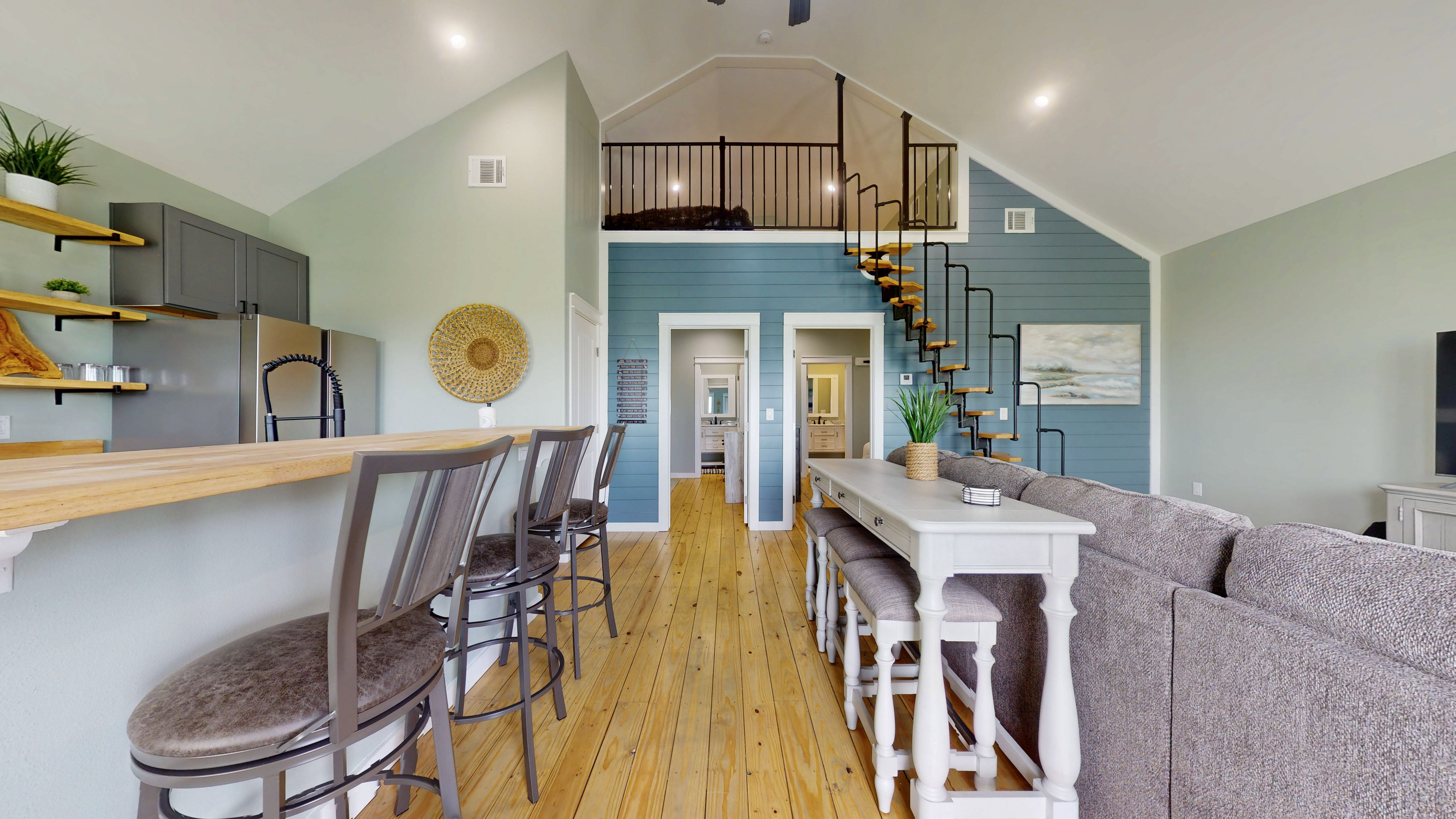 South of the Brazos | Photo 10