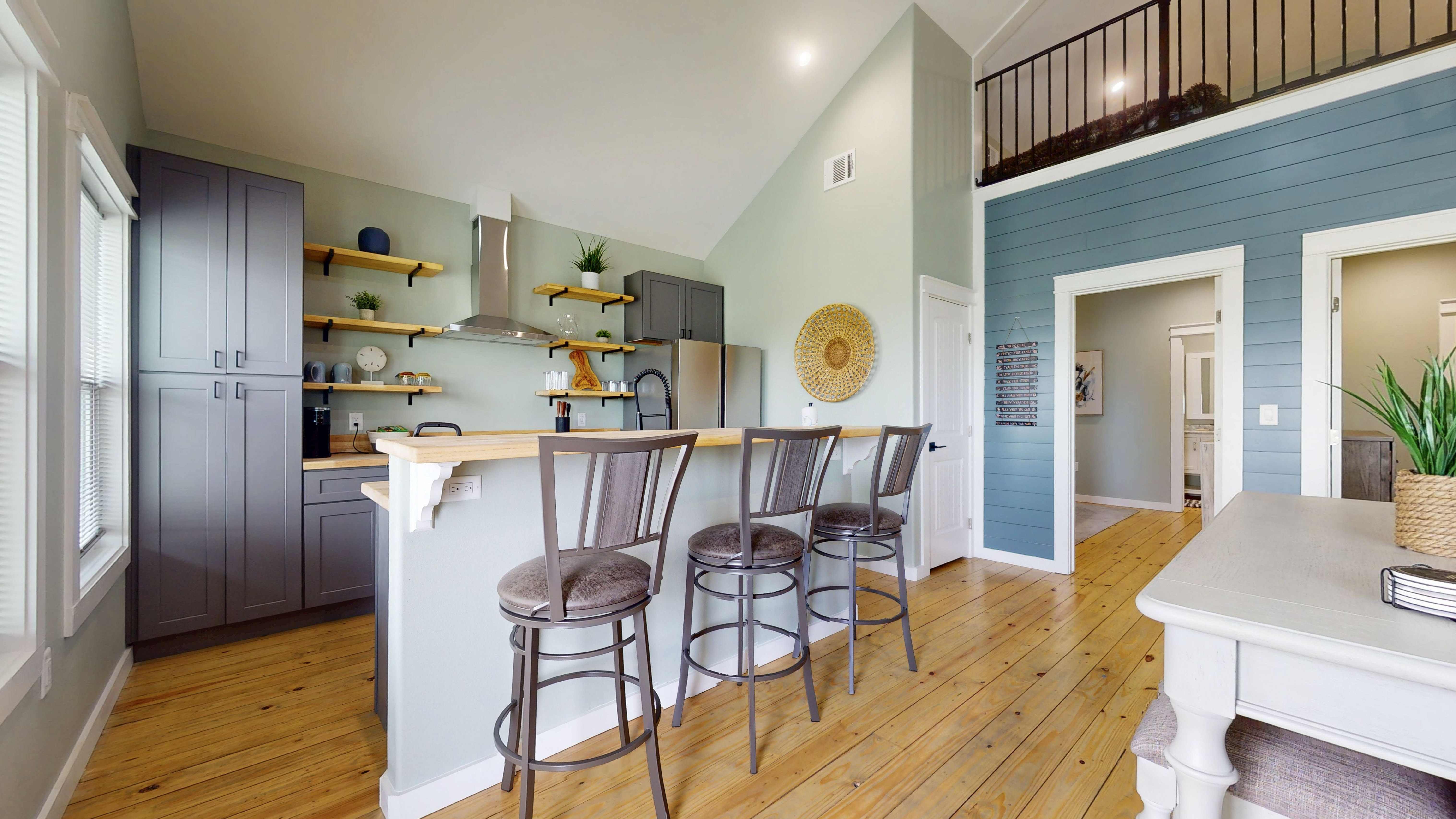 South of the Brazos | Photo 9