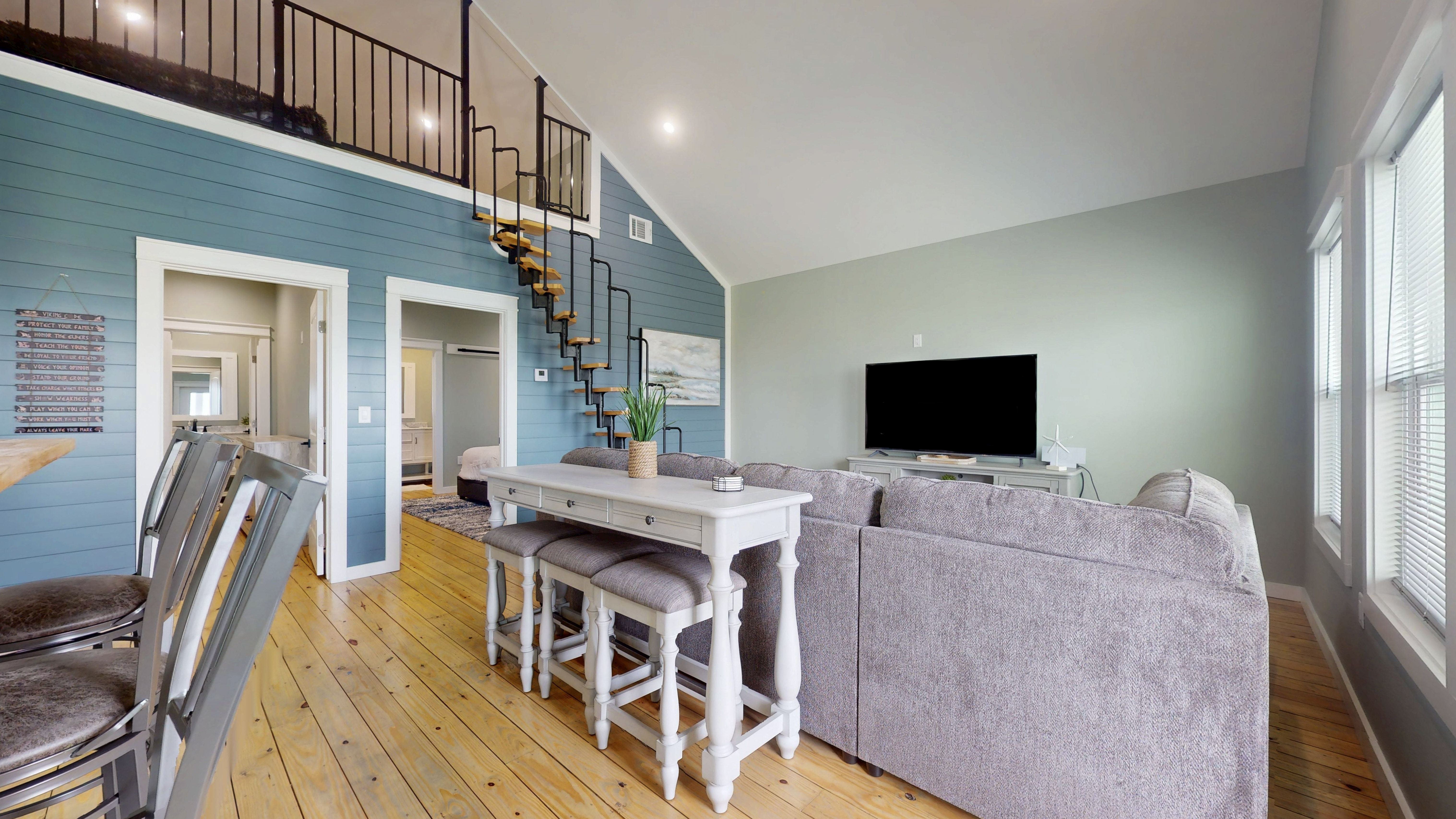 South of the Brazos | Photo 7