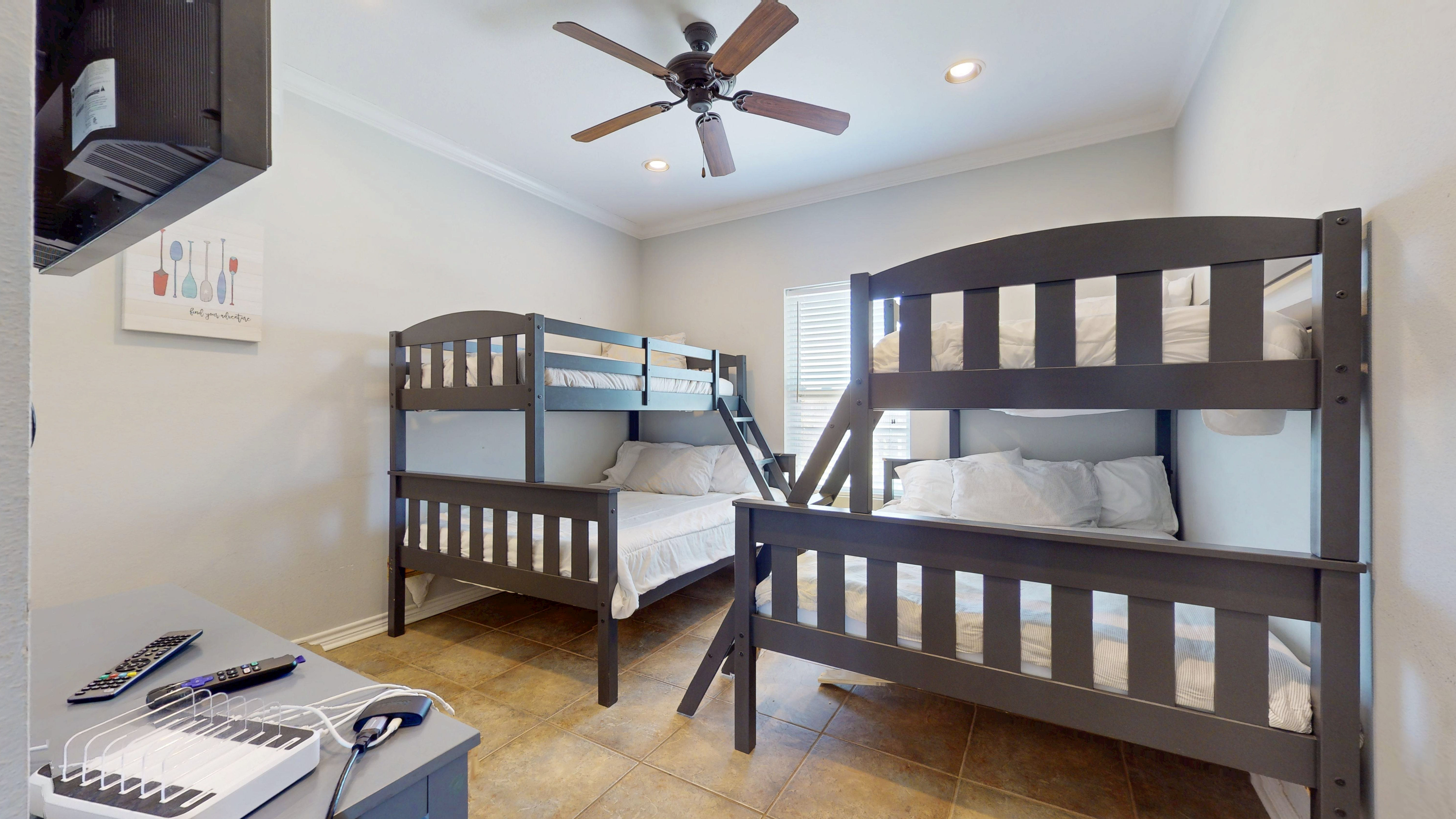 Beachside Birdhouse | Photo 11