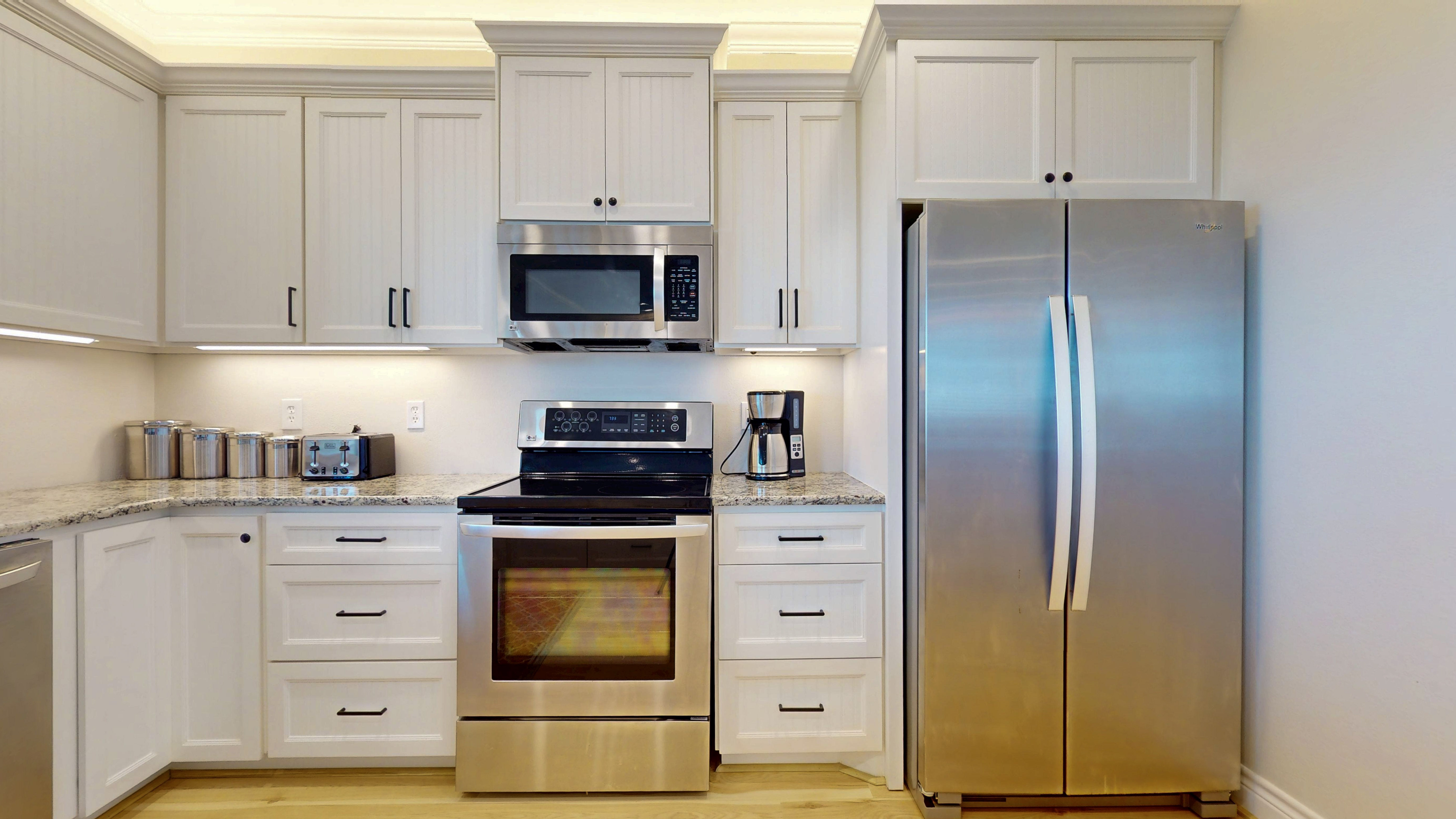 At Tides Edge | Photo 15