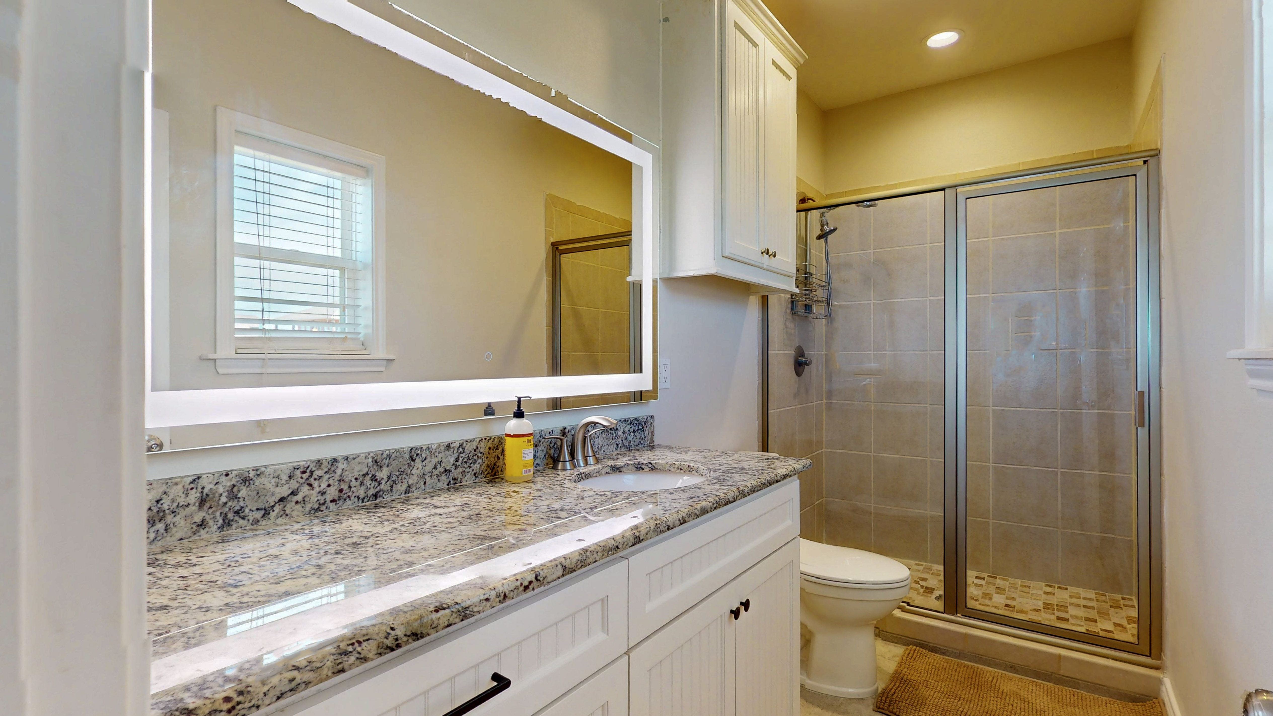 At Tides Edge | Photo 26