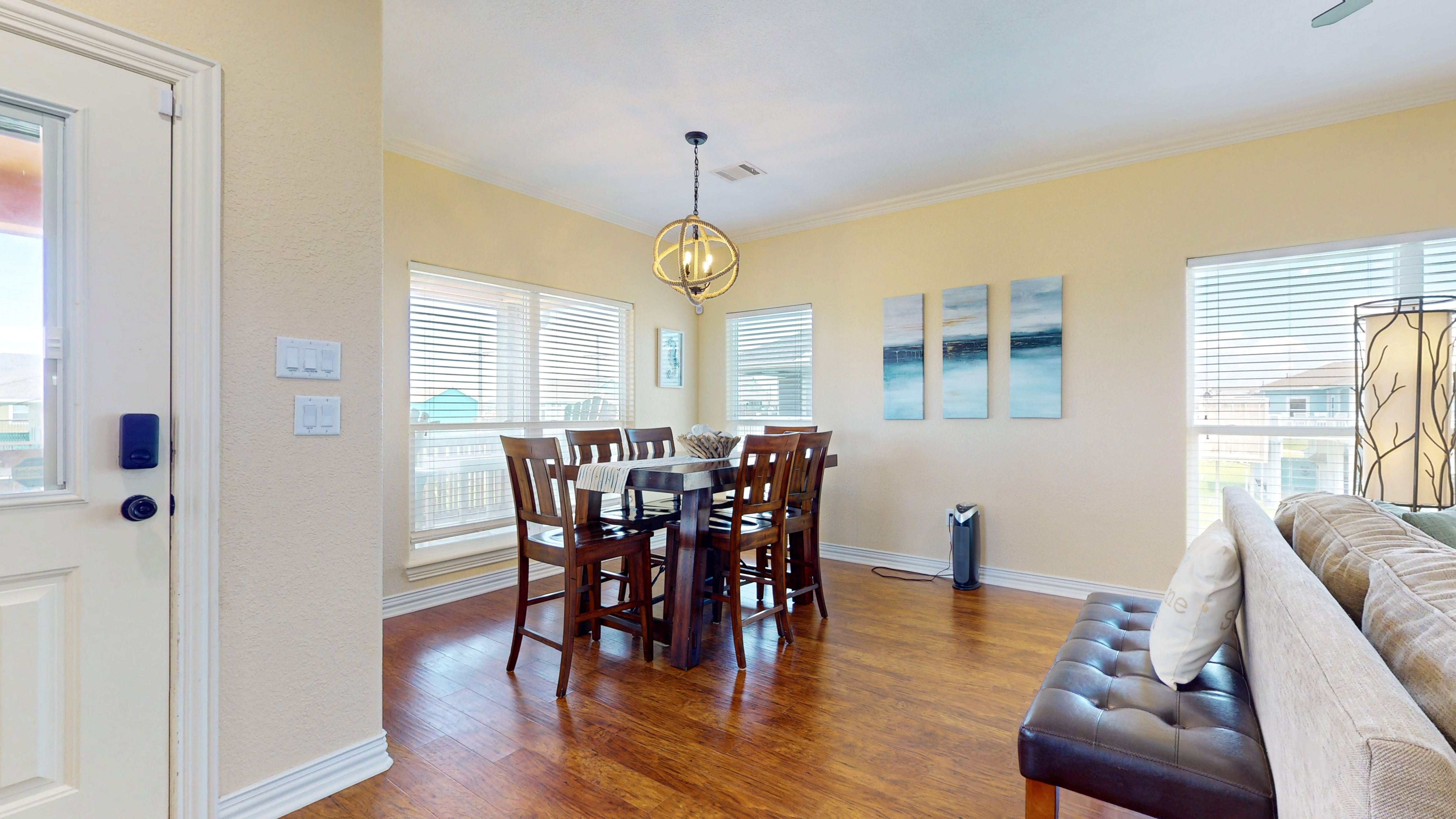 Bigfoot's Beach Bungalow | Photo 10