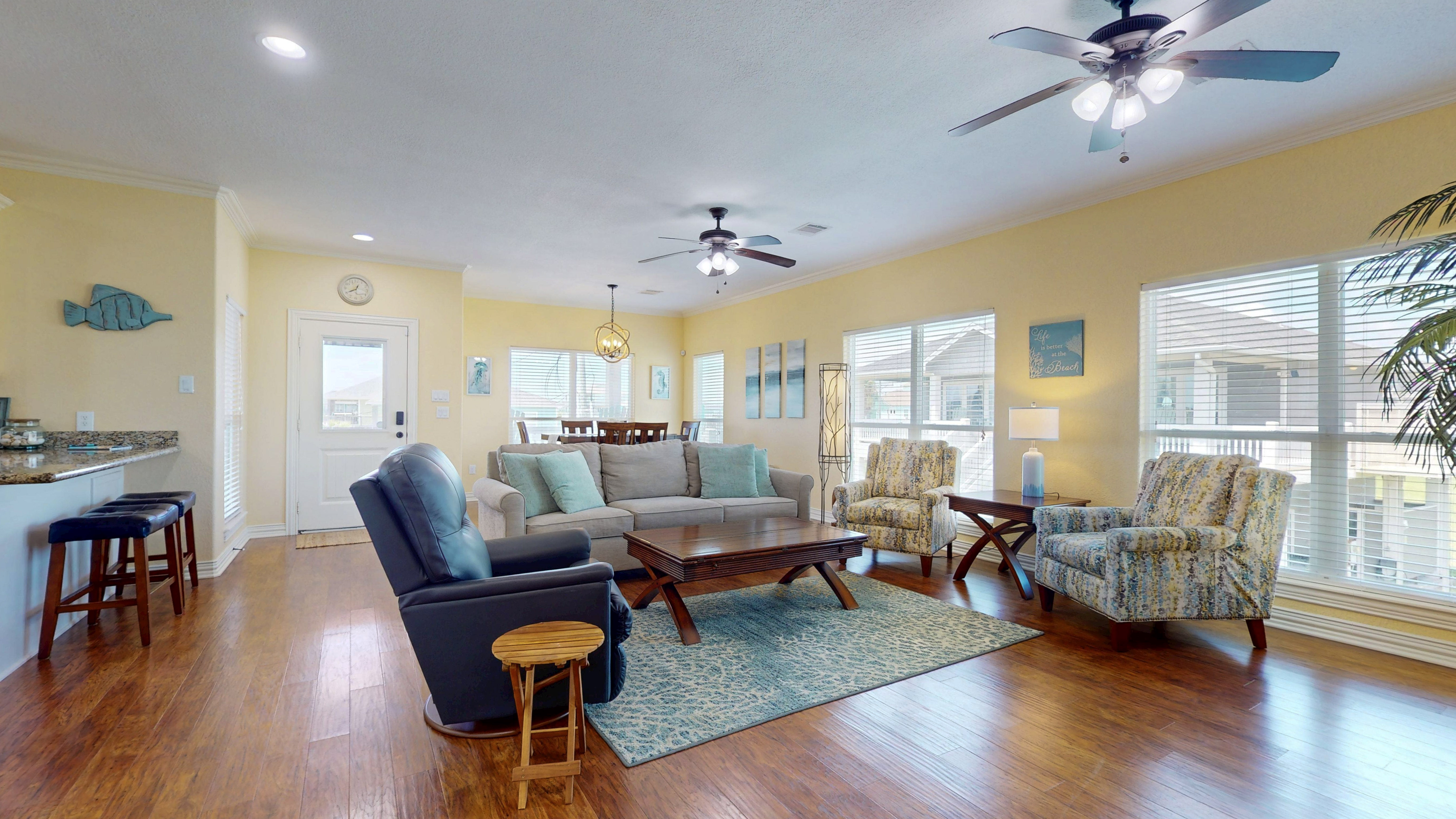 Bigfoot's Beach Bungalow | Photo 14