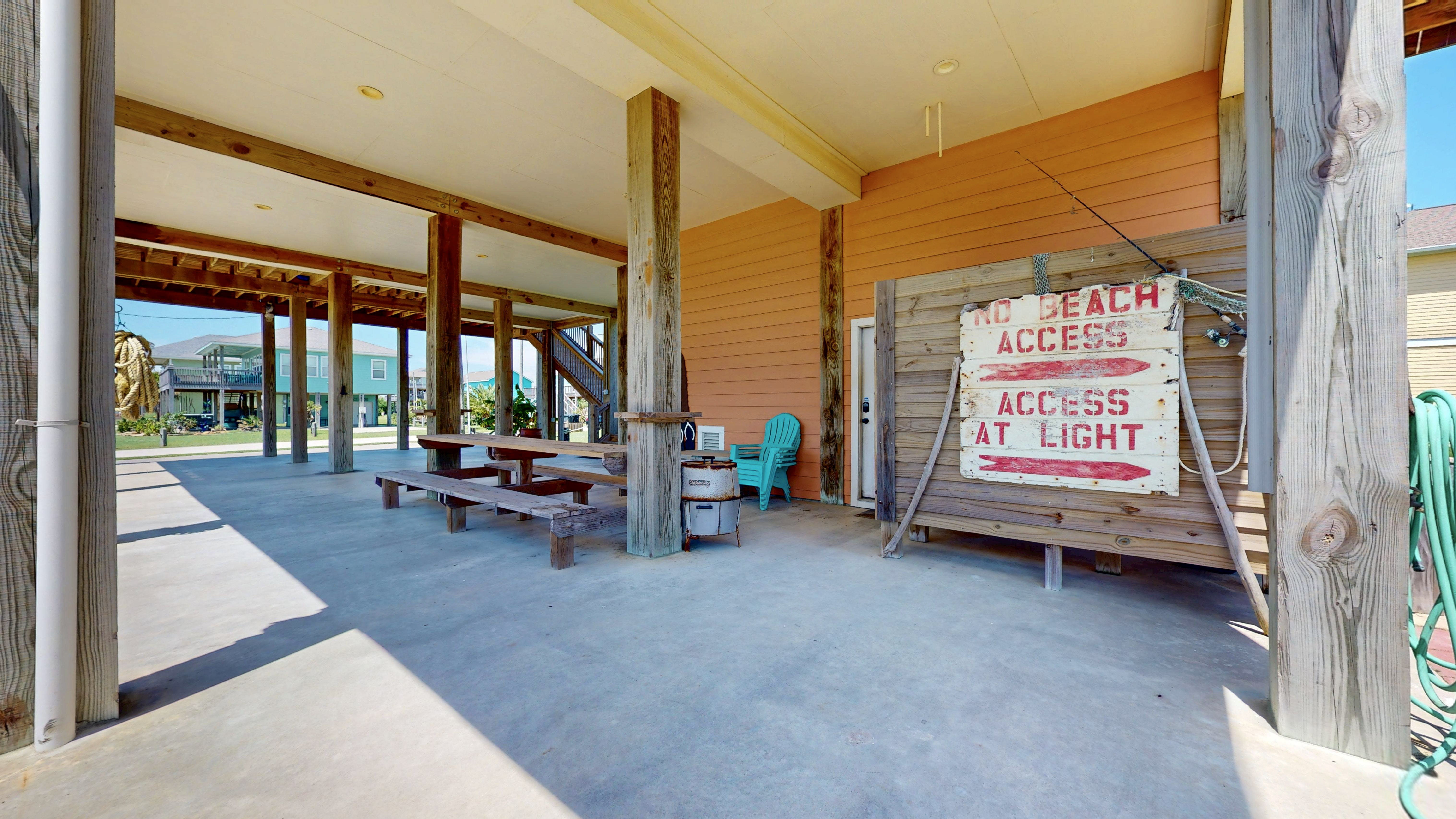 Bigfoot's Beach Bungalow | Photo 26