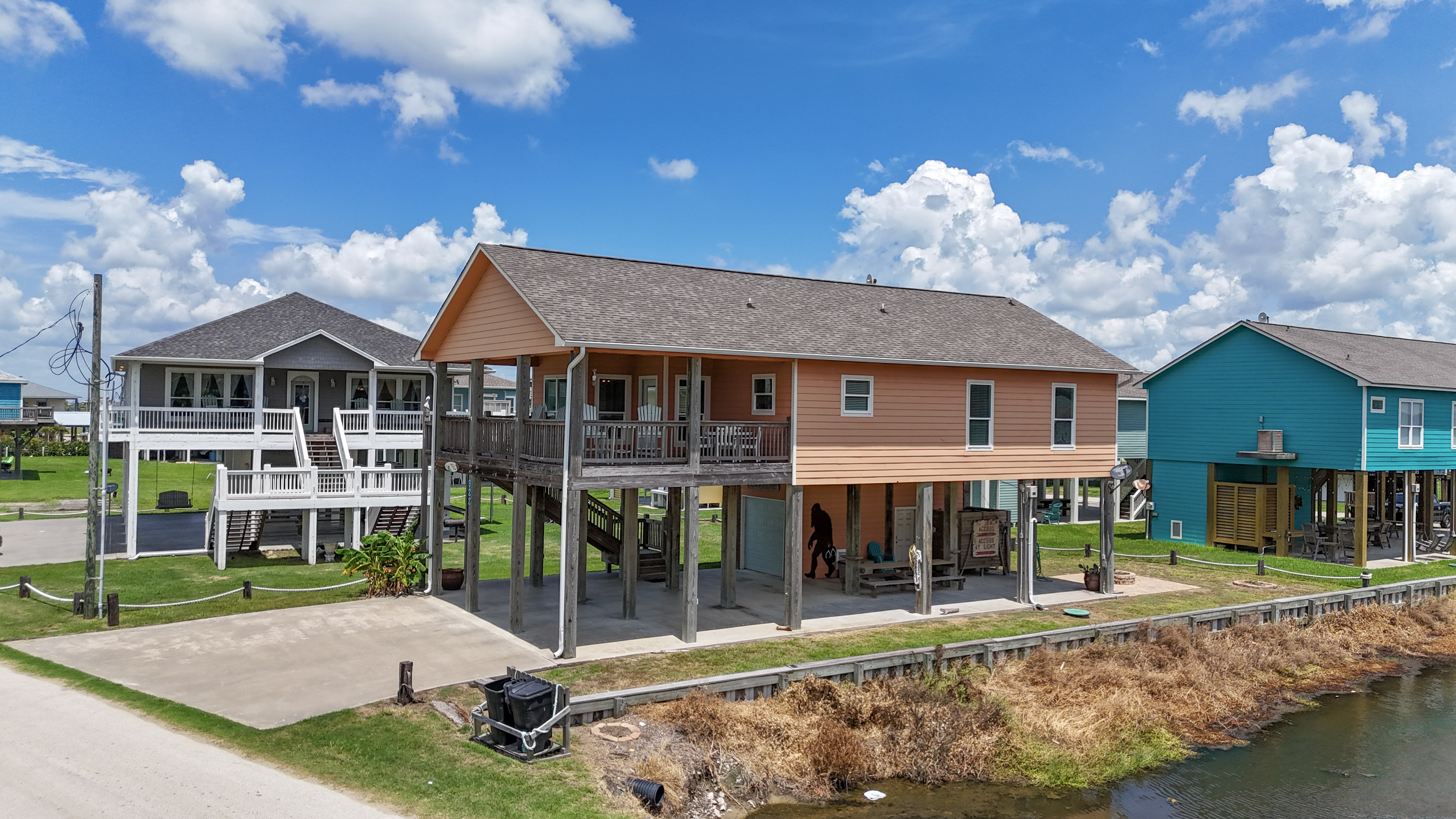 Bigfoot's Beach Bungalow | Photo 2