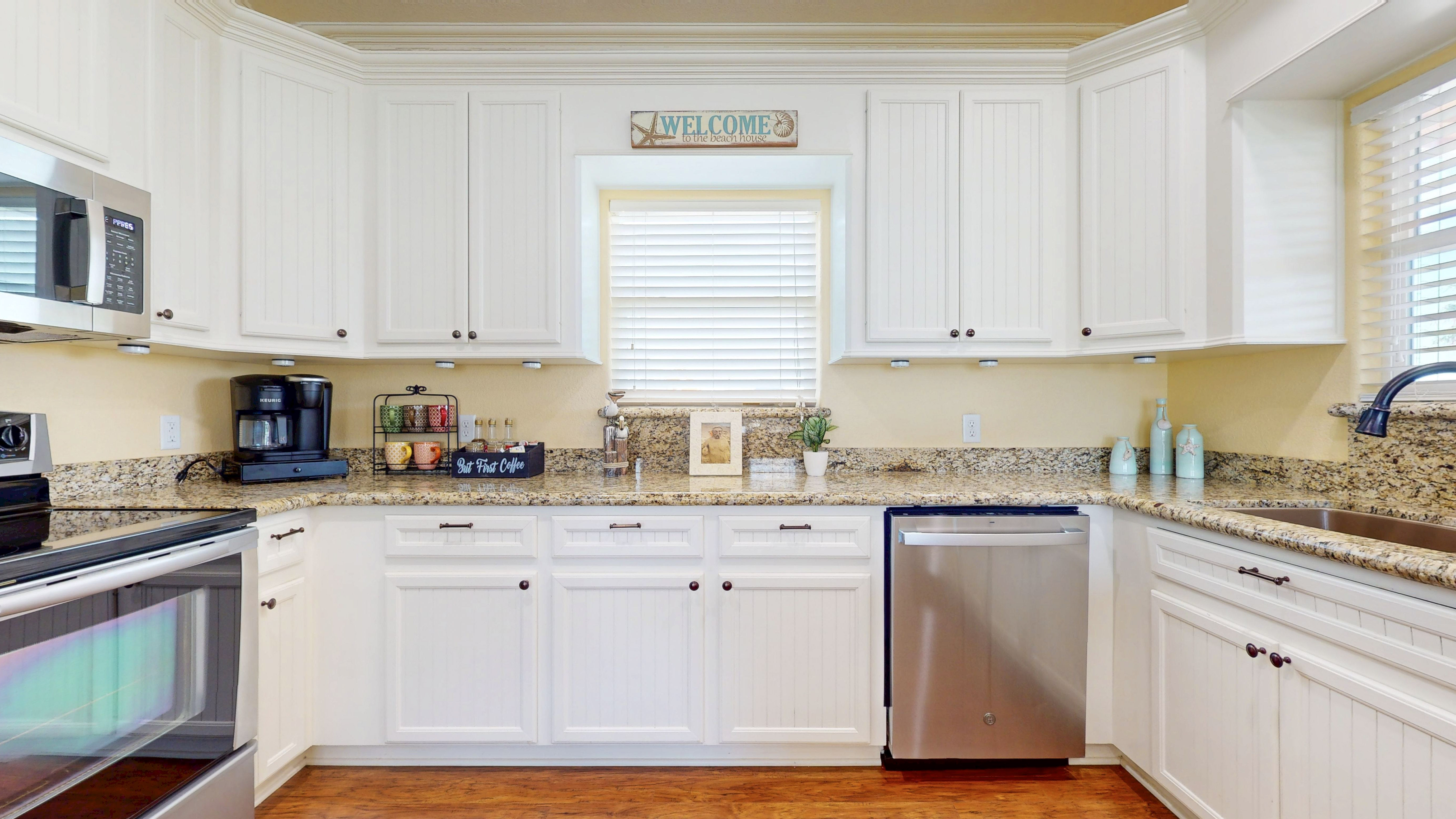 Bigfoot's Beach Bungalow | Photo 16