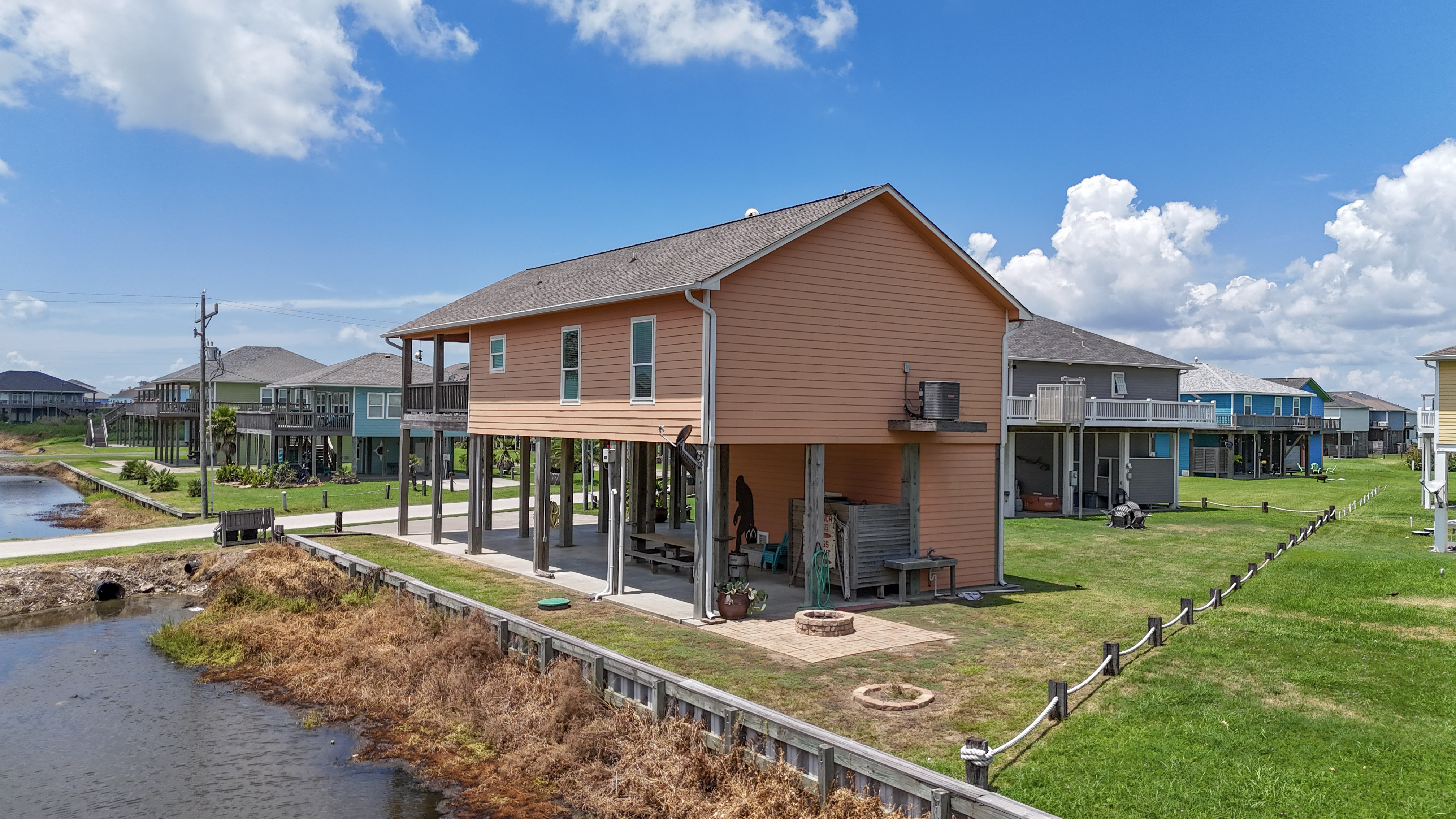 Bigfoot's Beach Bungalow | Photo 4